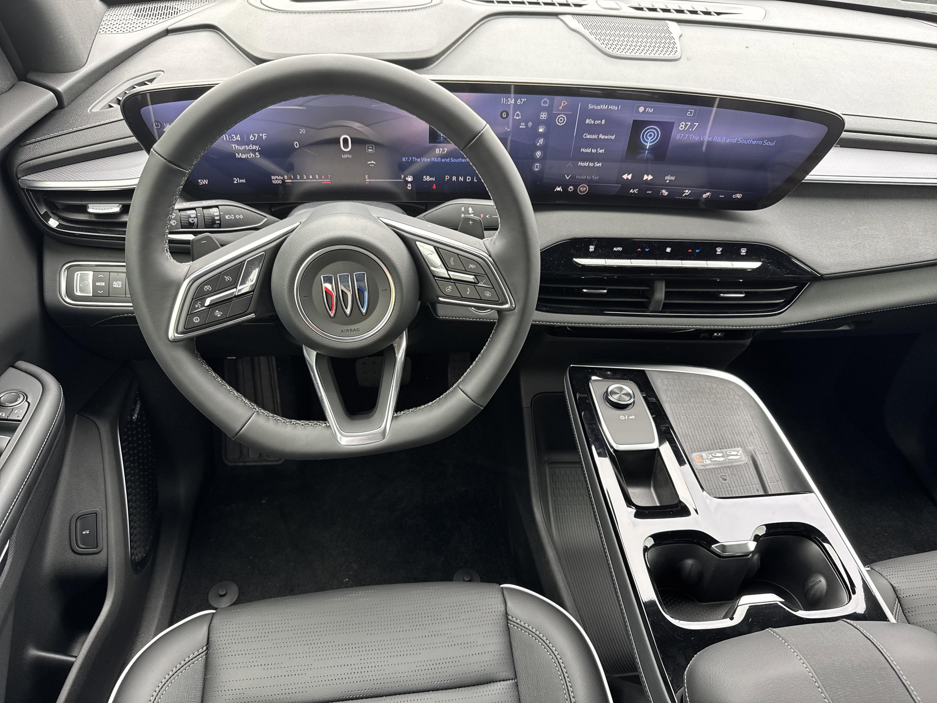 Buick Enclave Sport Touring Front Wheel Drive Suv - Thumbnail 15