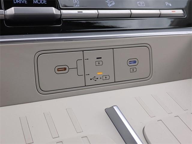 Hyundai Santa Fe Se Fwd Fwd 4D Sport Utility - Thumbnail 20