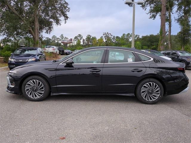 Hyundai Sonata Hybrid Limited Fwd 4D Sedan - Thumbnail 9