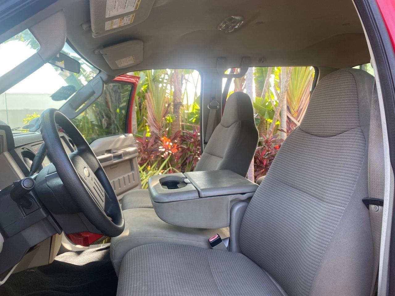 Ford Super Duty F-350 DRW - Thumbnail 11