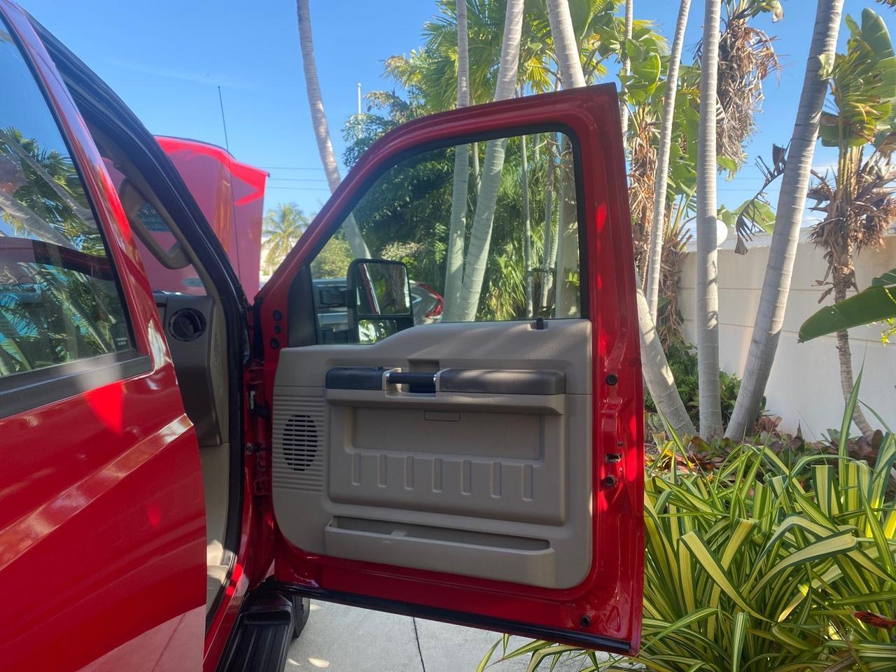 Ford Super Duty F-350 DRW - Thumbnail 12