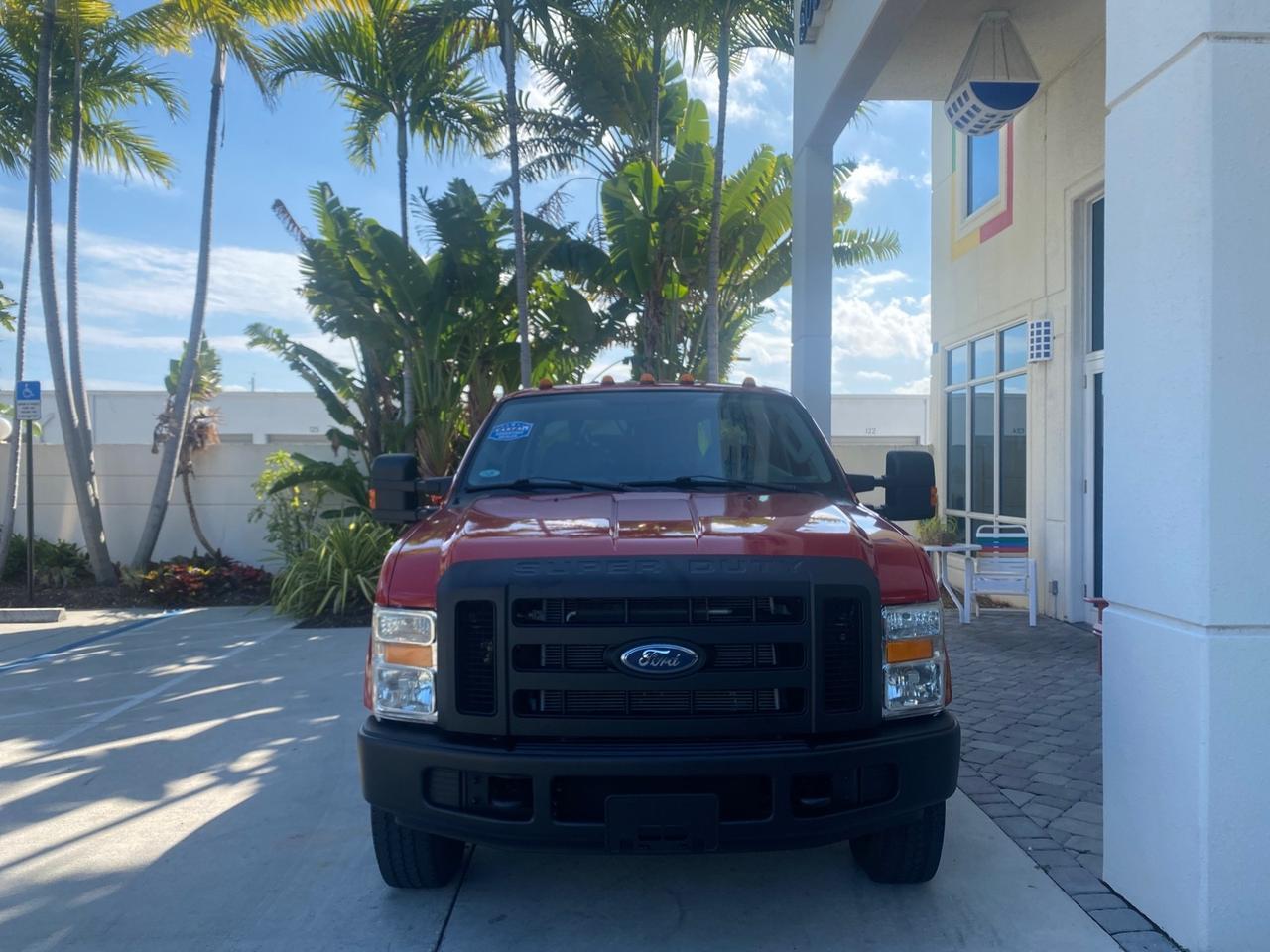 Ford Super Duty F-350 DRW - Thumbnail 3