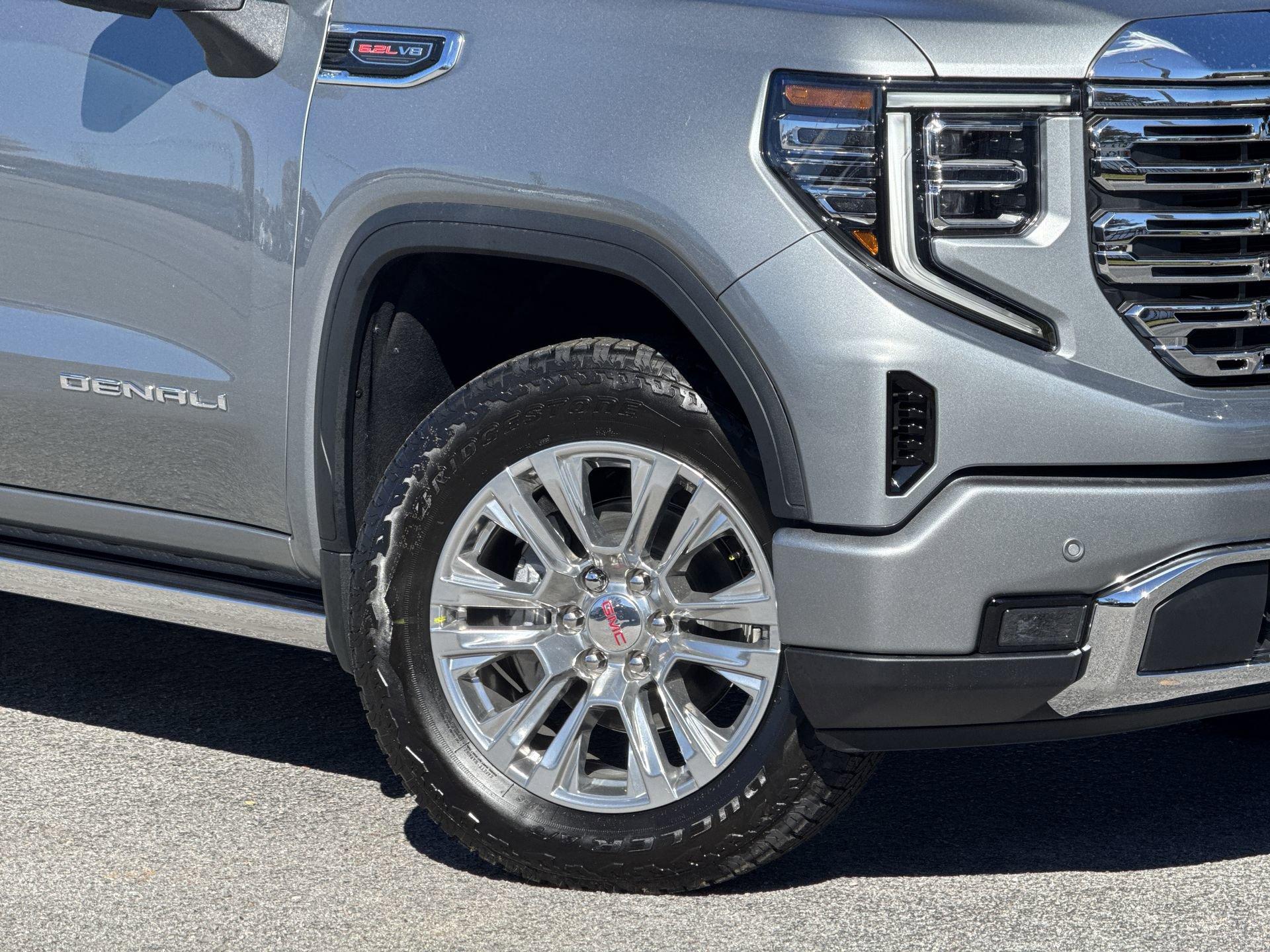 GMC Sierra 1500 Denali Four Wheel Drive Crew Cab - Thumbnail 12