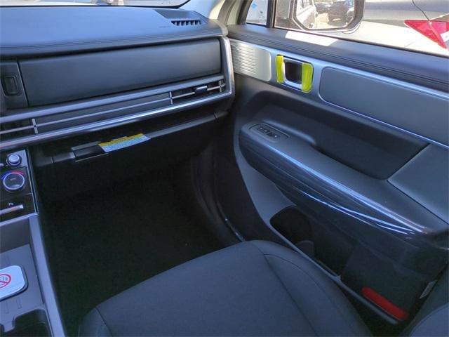 Hyundai Santa Fe Hybrid Se Fwd 4D Sport Utility - Thumbnail 16