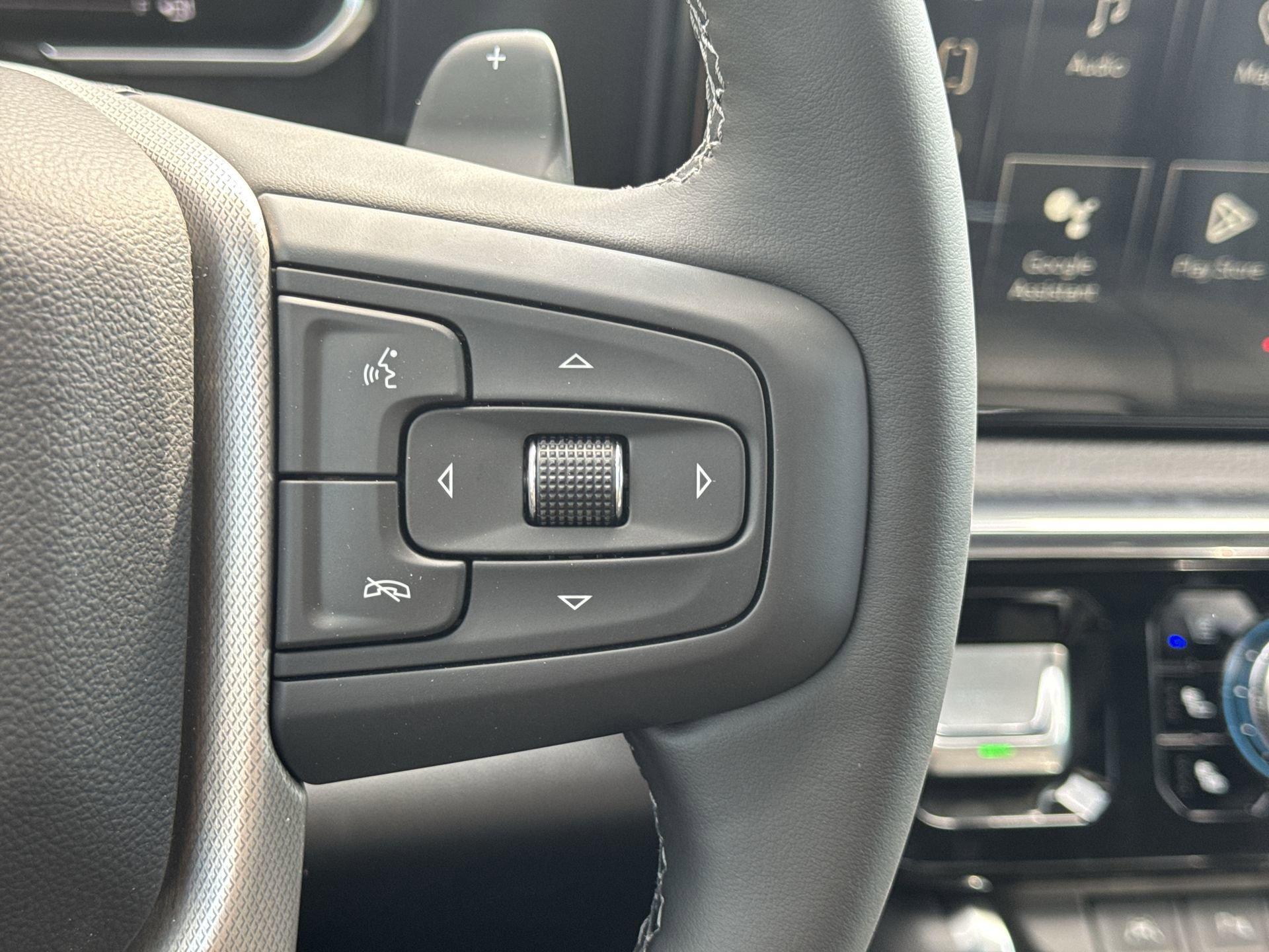 GMC Sierra 1500 Denali Four Wheel Drive Crew Cab - Thumbnail 19