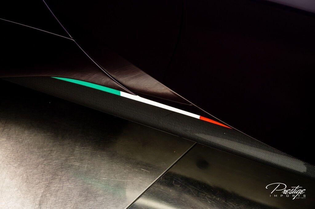 Ferrari SF90 Spider - Thumbnail 2