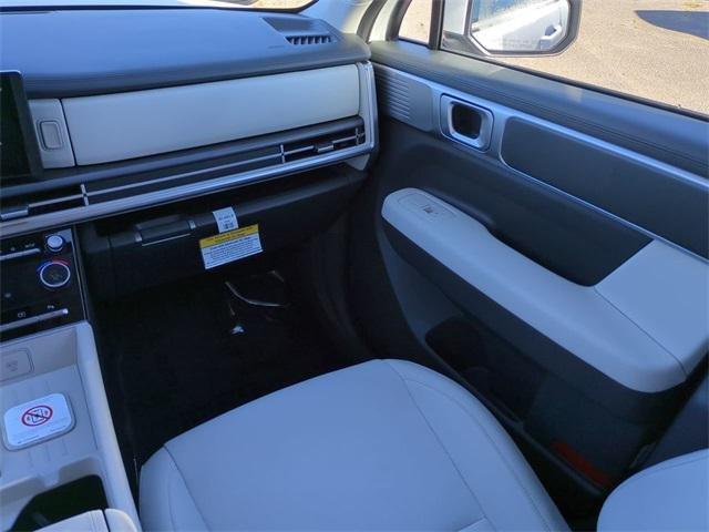 Hyundai Santa Fe Hybrid Se Fwd 4D Sport Utility - Thumbnail 16