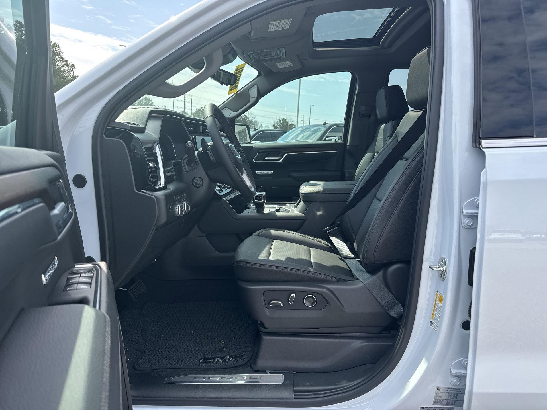 GMC Sierra 1500 Denali Four Wheel Drive Crew Cab - Thumbnail 15