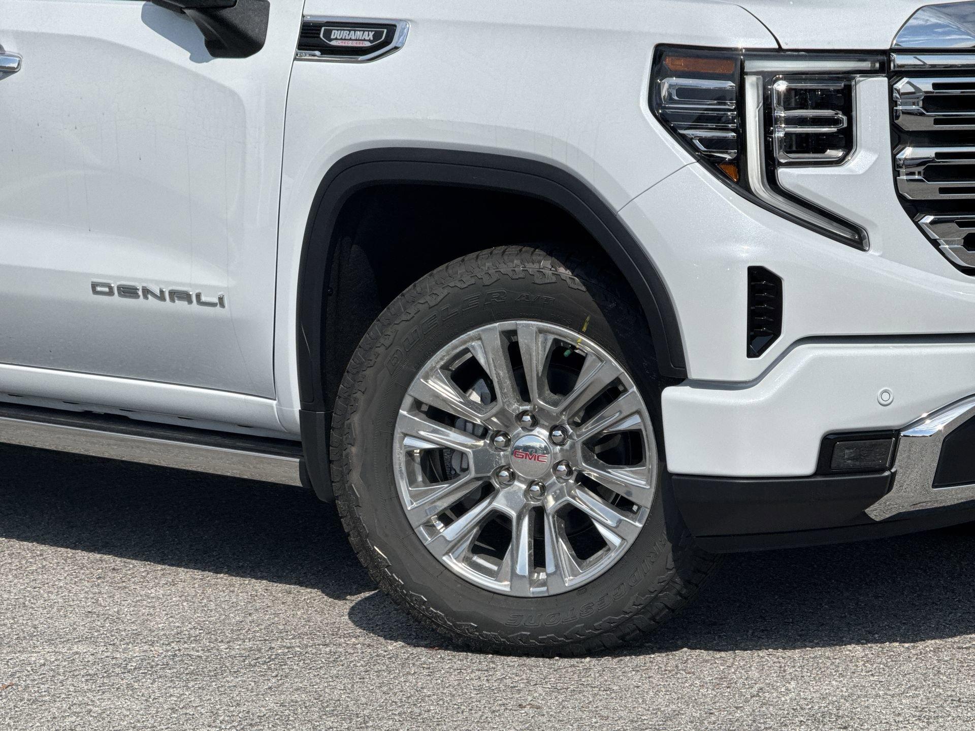 GMC Sierra 1500 Denali Four Wheel Drive Crew Cab - Thumbnail 12