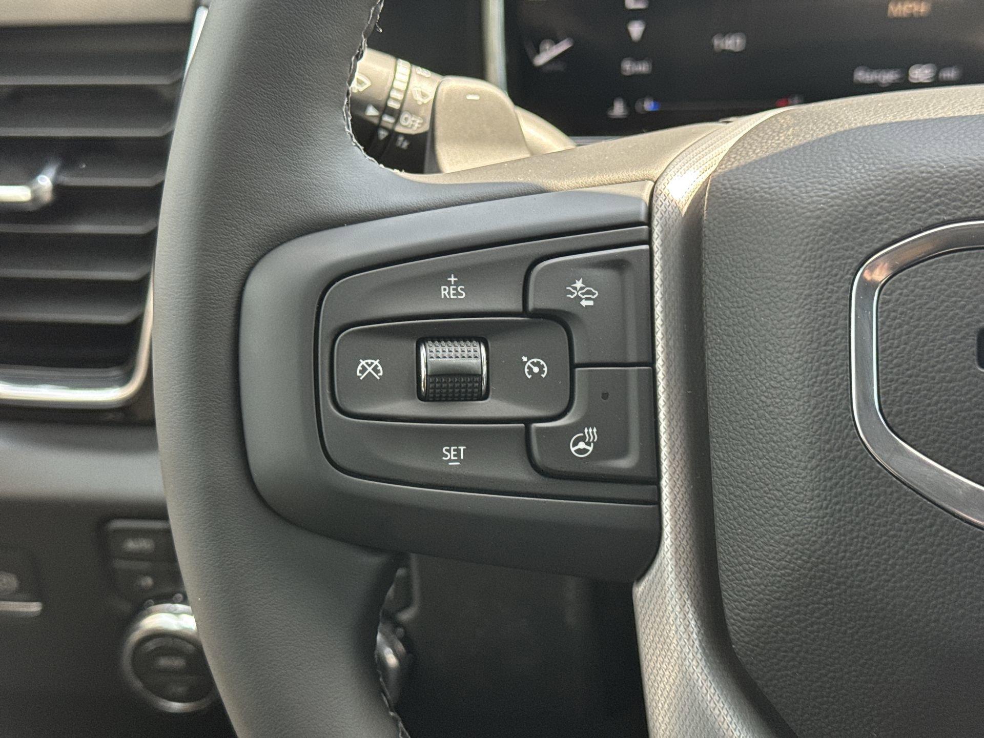 GMC Sierra 1500 Denali Four Wheel Drive Crew Cab - Thumbnail 18