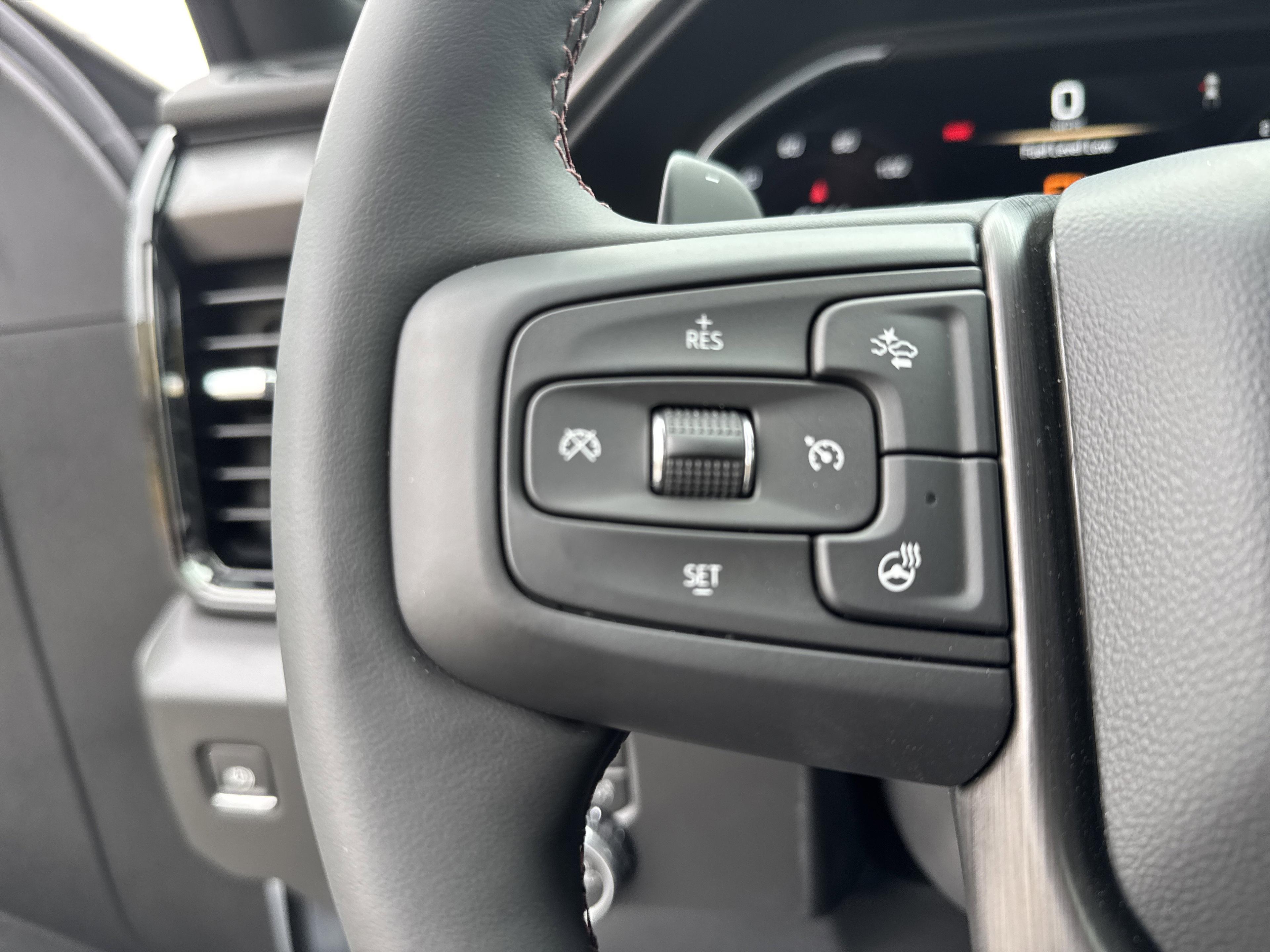 GMC Sierra 1500 At4X Four Wheel Drive Crew Cab - Thumbnail 19