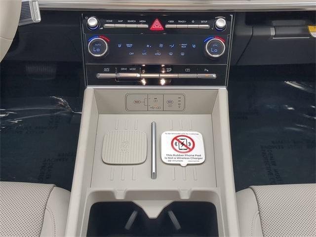 Hyundai Santa Fe Hybrid Sel Fwd 4D Sport Utility - Thumbnail 19