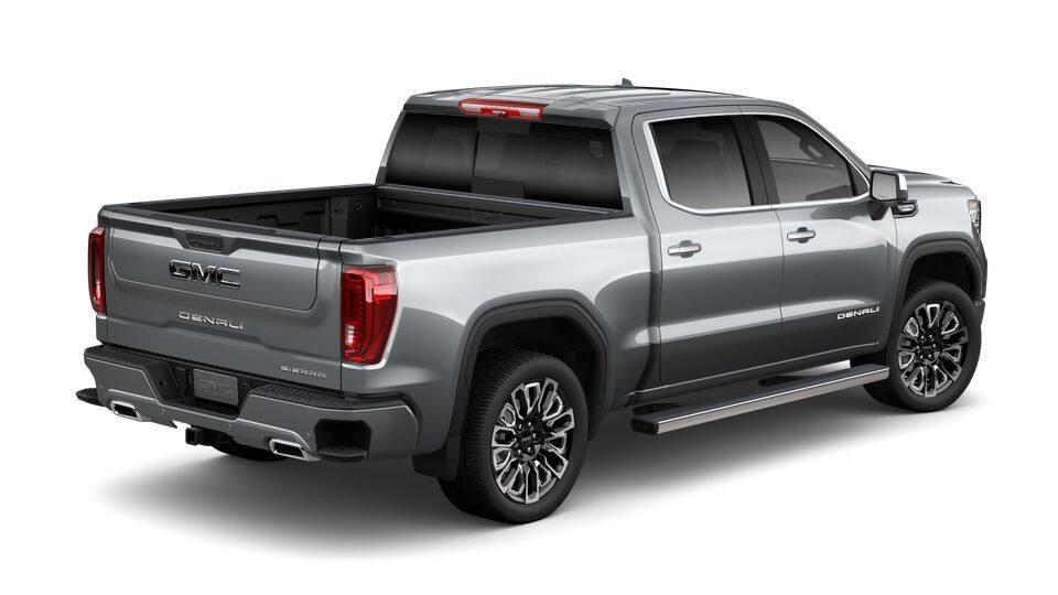 GMC Sierra 1500 Denali Ultimate Four Wheel Drive Crew Cab - Thumbnail 4