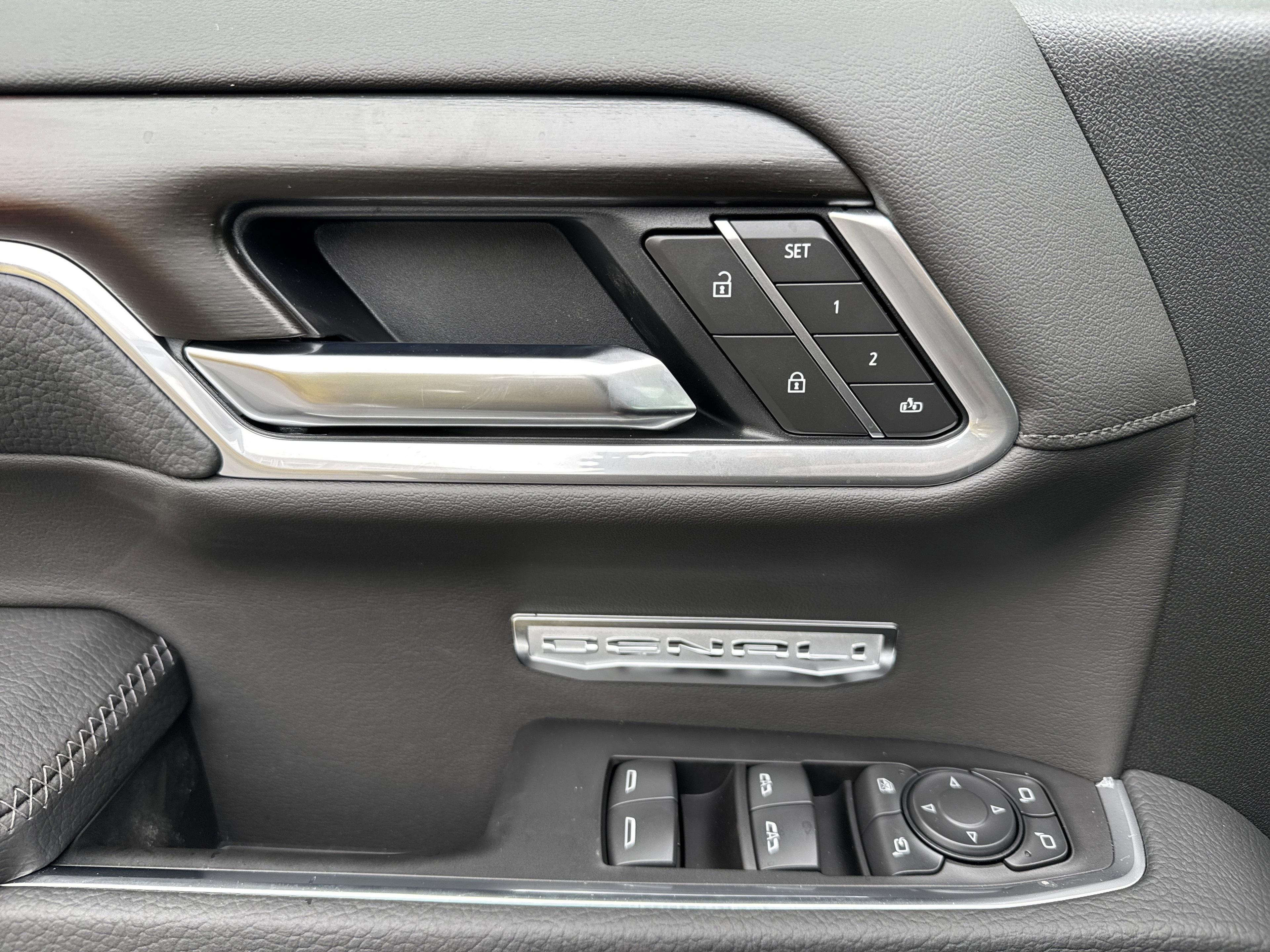 GMC Sierra 1500 Denali Four Wheel Drive Crew Cab - Thumbnail 14