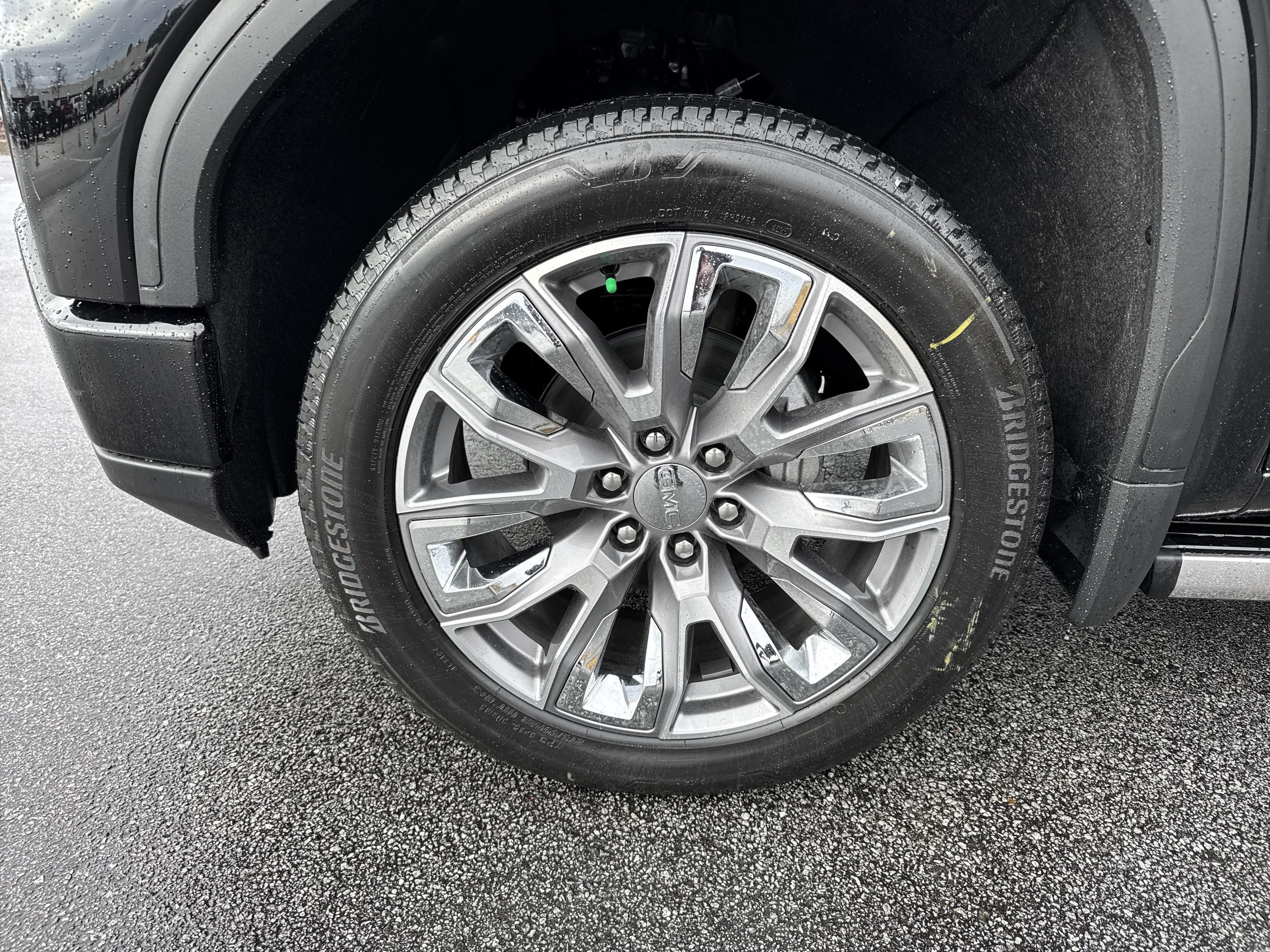 GMC Sierra 1500 Denali Four Wheel Drive Crew Cab - Thumbnail 12