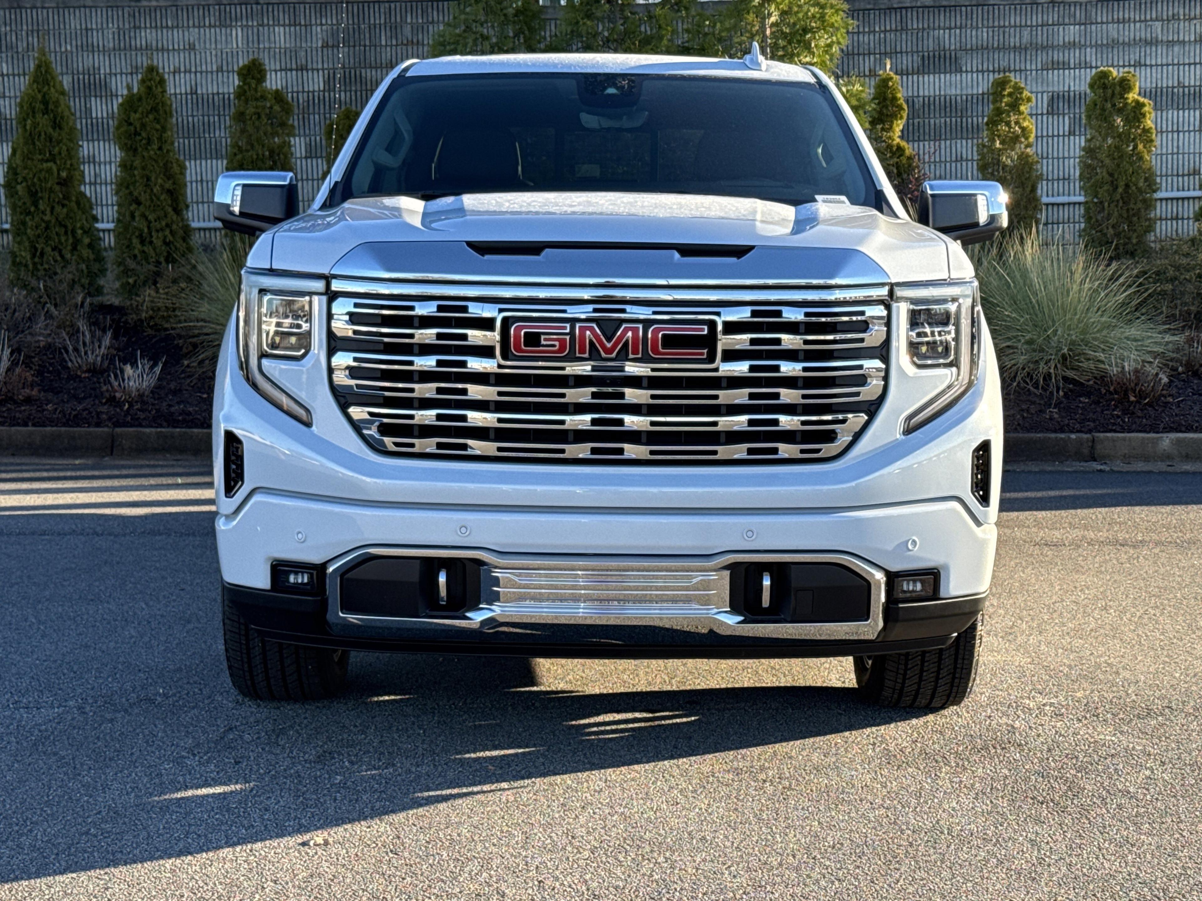 GMC Sierra 1500 Denali Four Wheel Drive Crew Cab - Thumbnail 2