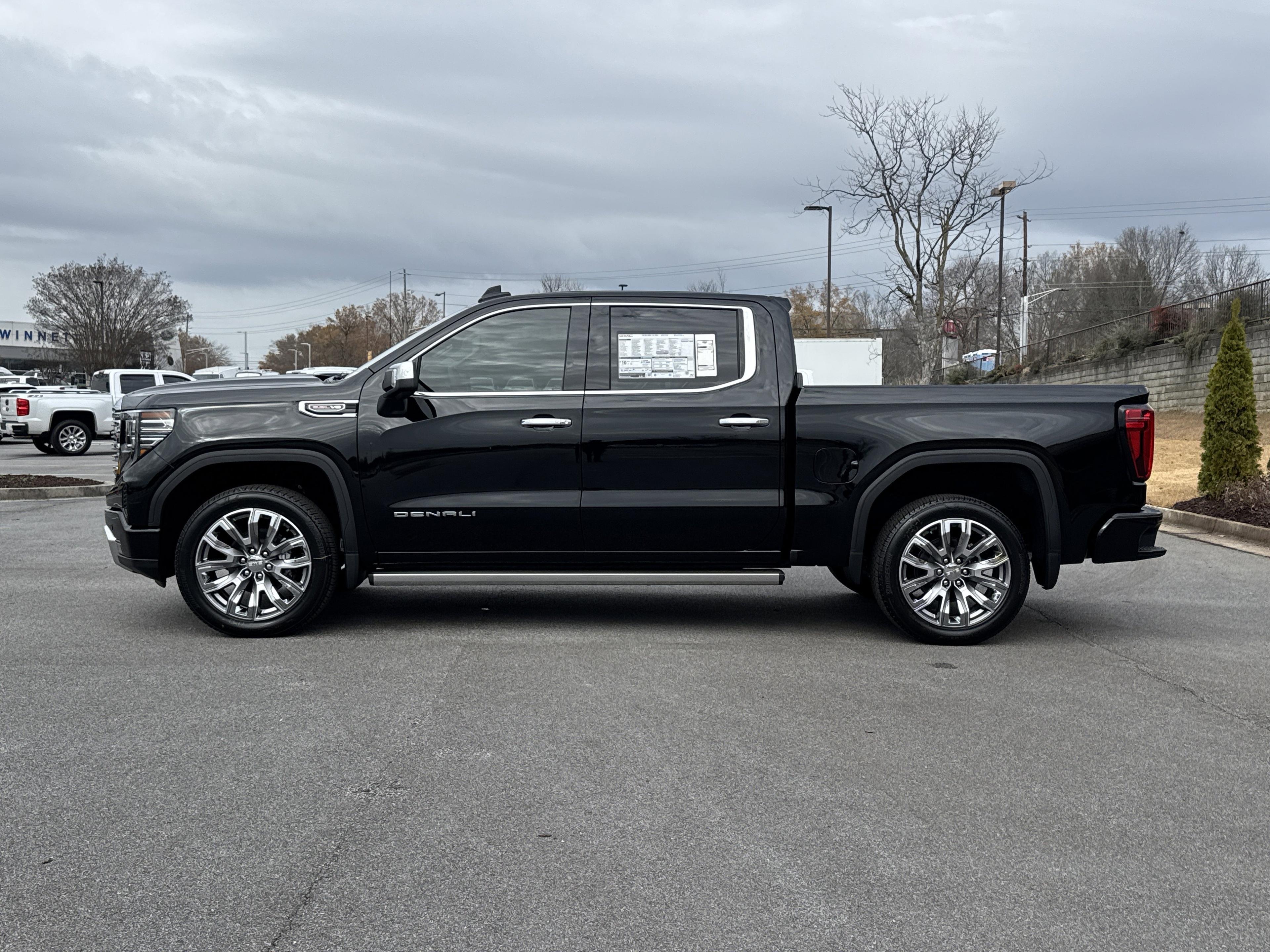 GMC Sierra 1500 Denali Four Wheel Drive Crew Cab - Thumbnail 6