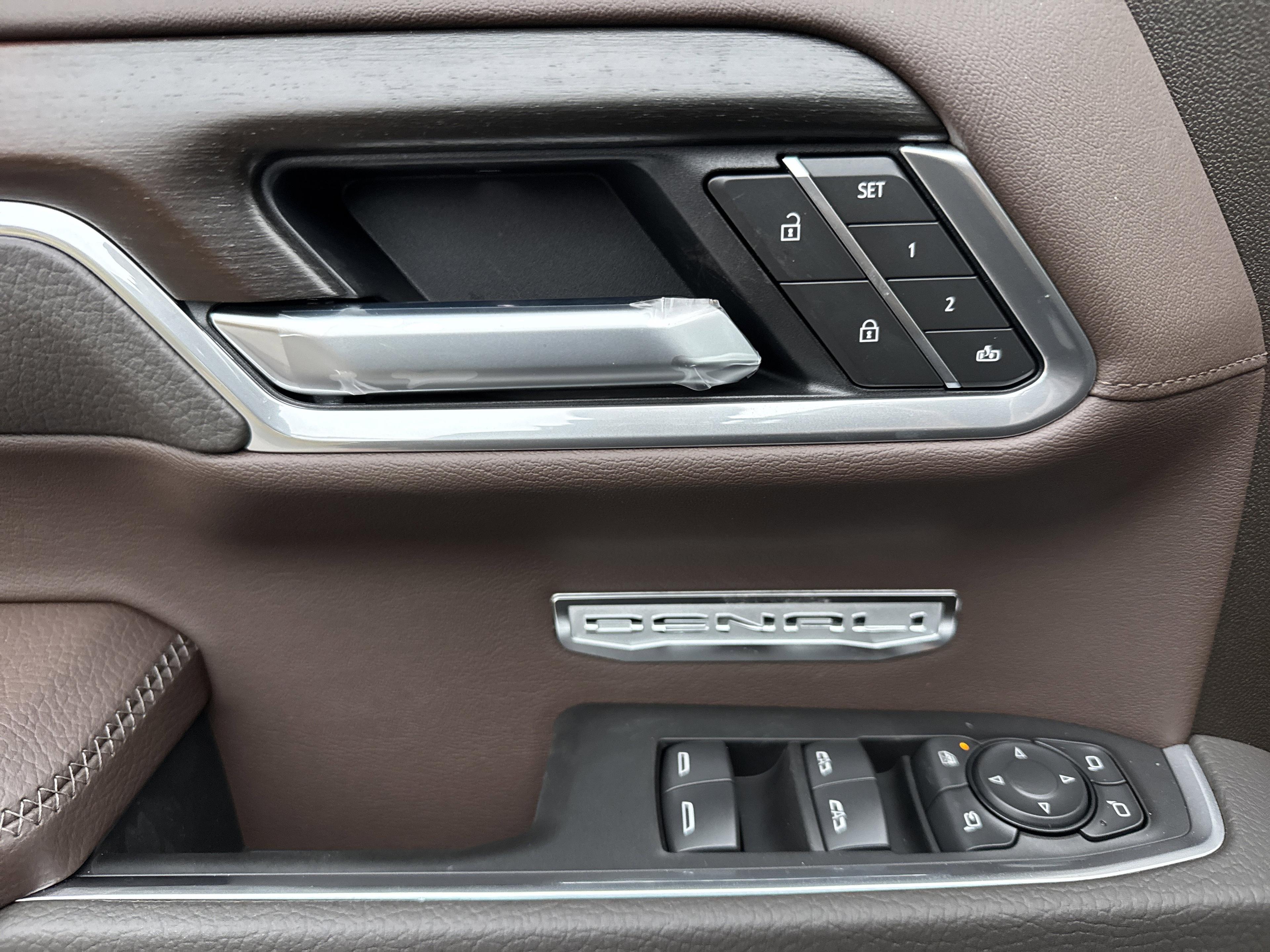 GMC Sierra 1500 Denali Four Wheel Drive Crew Cab - Thumbnail 14