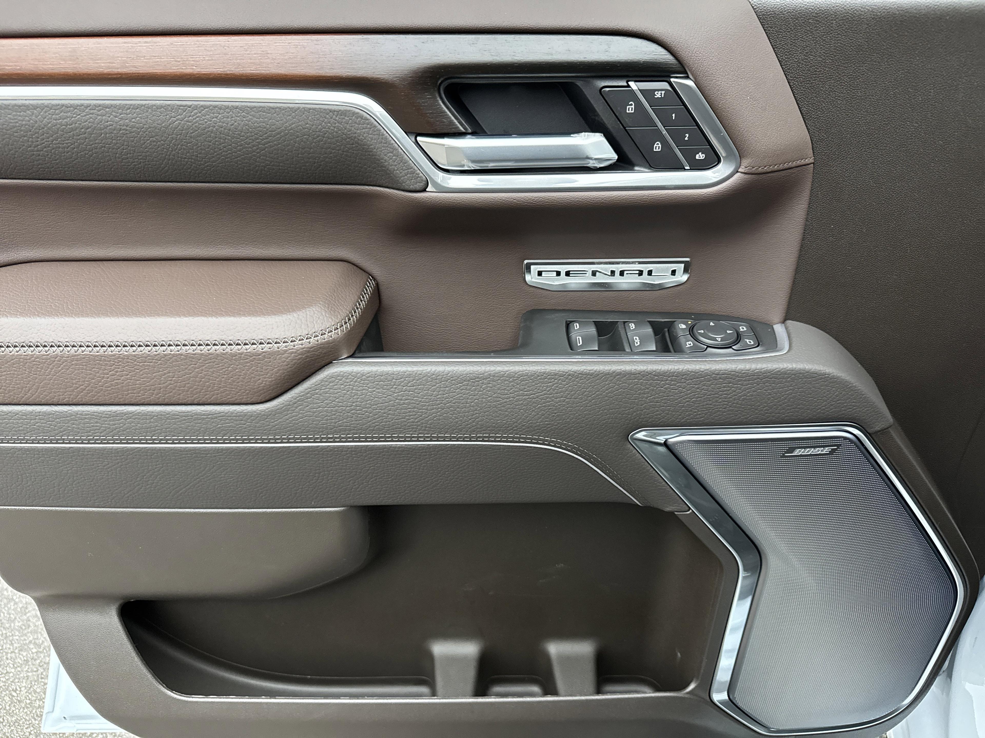 GMC Sierra 1500 Denali Four Wheel Drive Crew Cab - Thumbnail 13