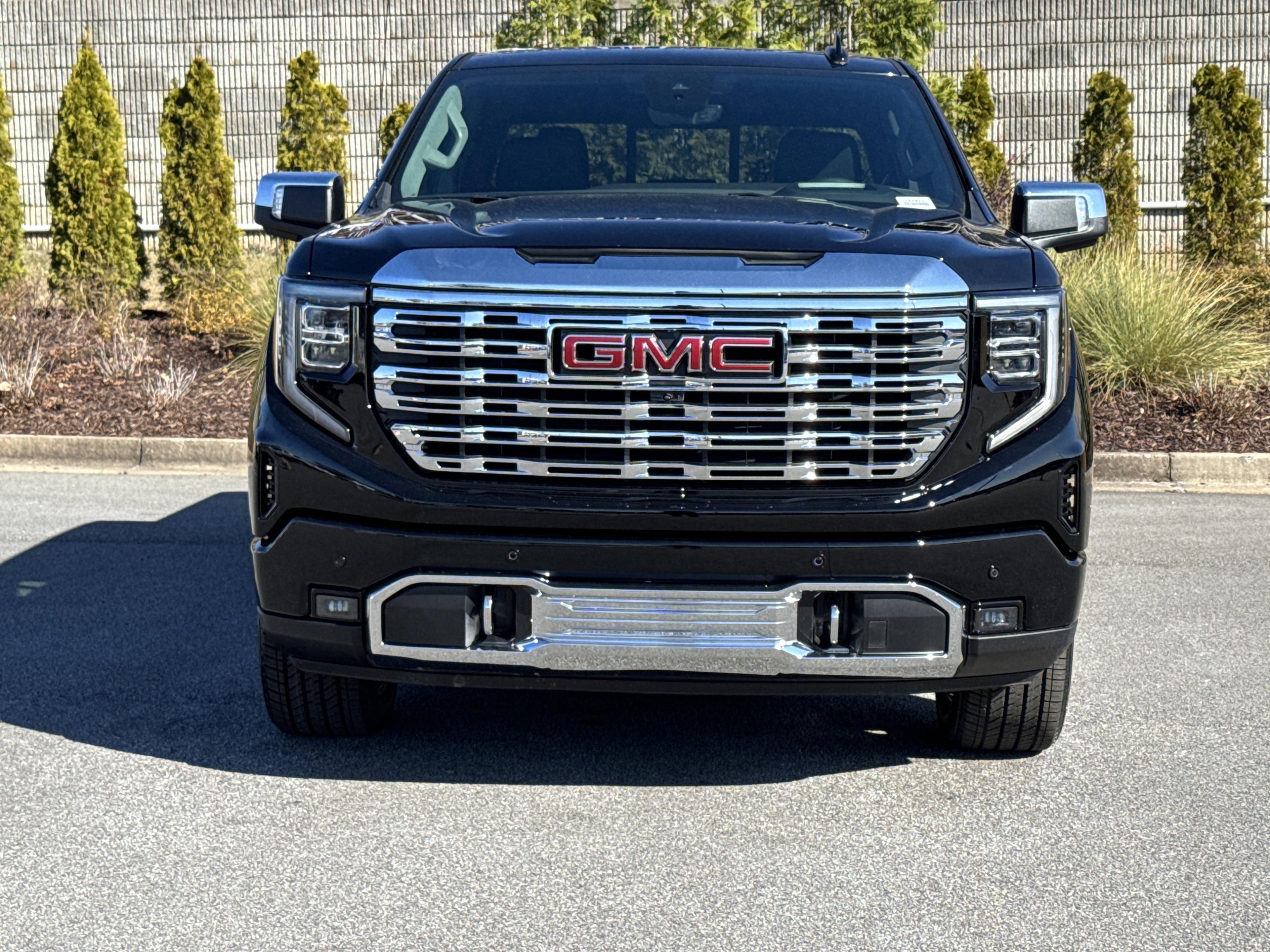 GMC Sierra 1500 Denali Four Wheel Drive Crew Cab - Thumbnail 2