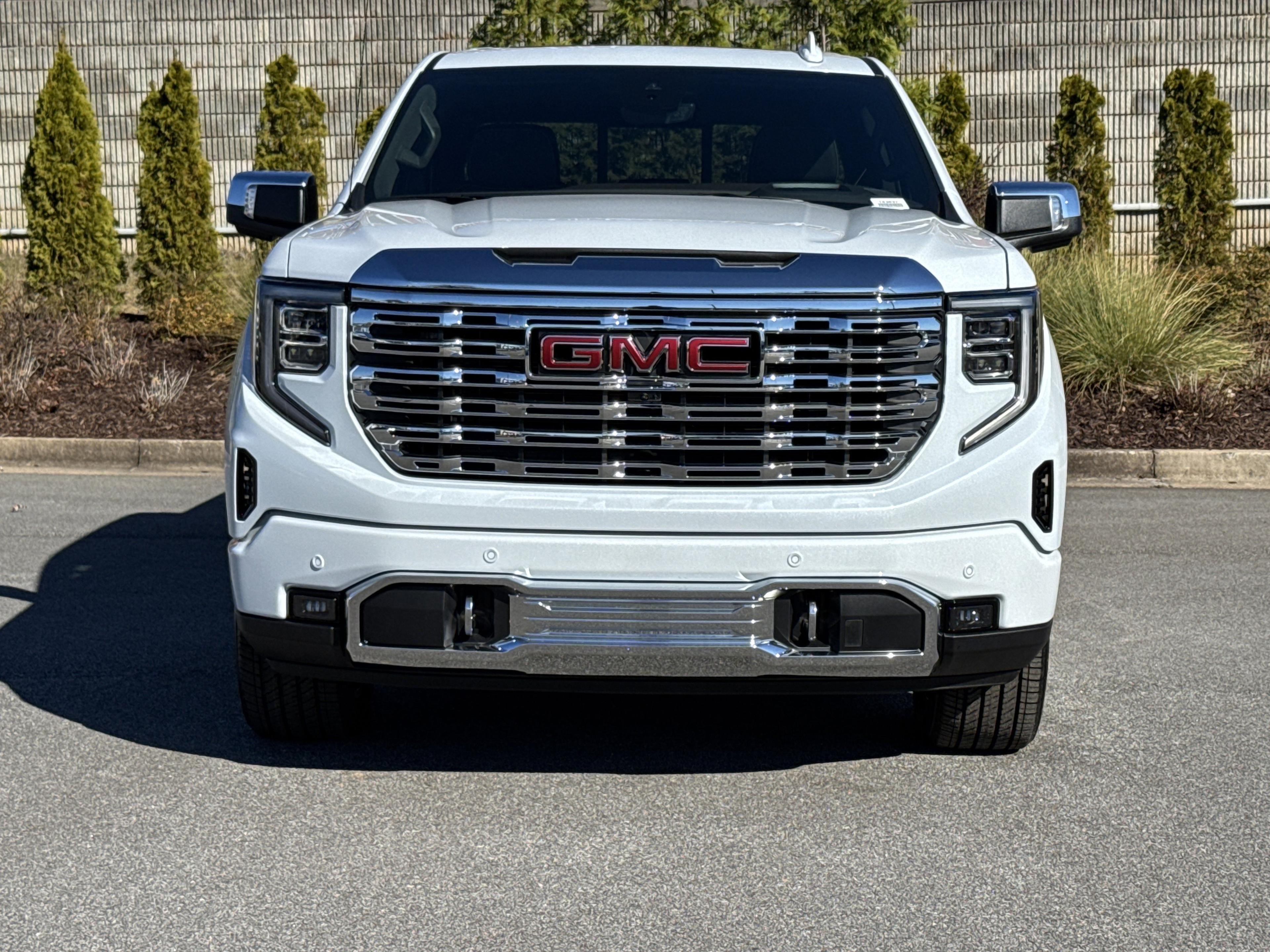 GMC Sierra 1500 Denali Four Wheel Drive Crew Cab - Thumbnail 2