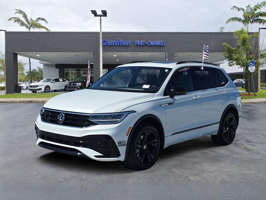 Volkswagen Tiguan 2.0T Se R-Line Black - Thumbnail 4