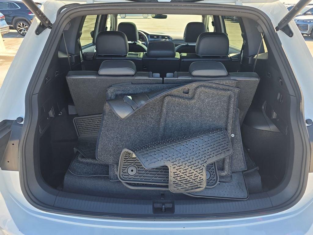 Volkswagen Tiguan 2.0T Se R-Line Black - Thumbnail 10