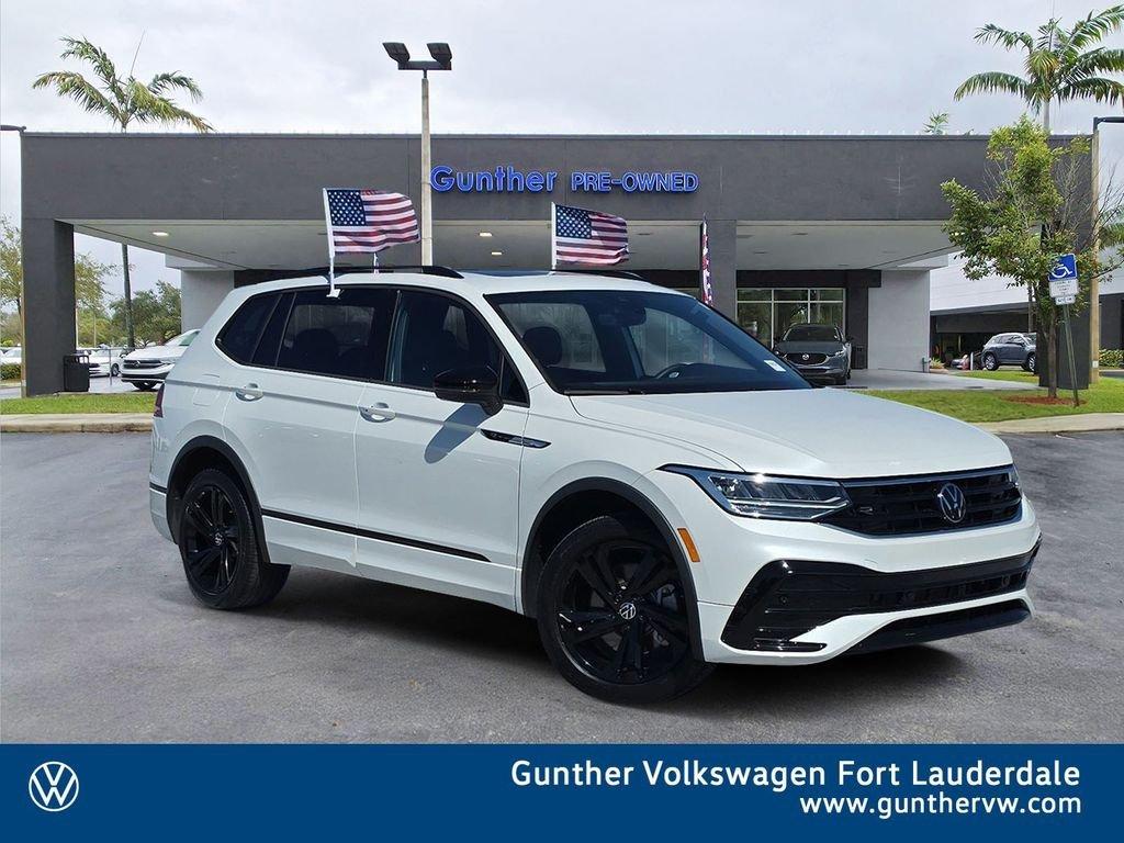 Volkswagen Tiguan 2.0T Se R-Line Black - Thumbnail 2