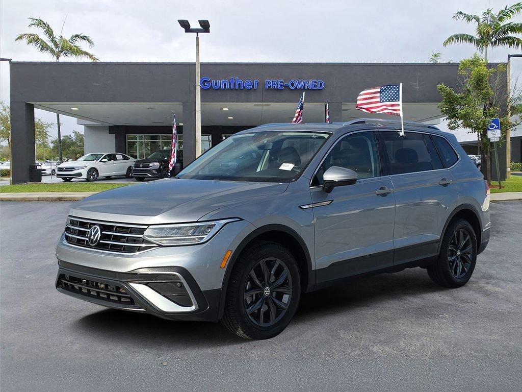 Volkswagen Tiguan 2.0T Se - Thumbnail 4