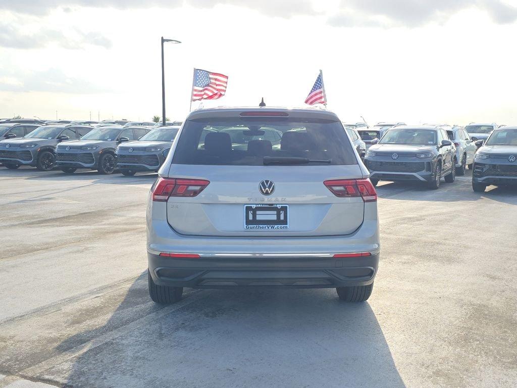 Volkswagen Tiguan 2.0T Se - Thumbnail 8