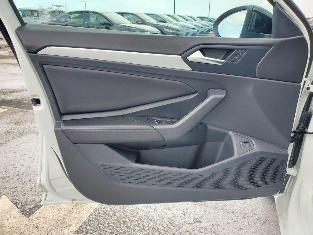 Volkswagen Jetta 1.5T Sport - Thumbnail 13