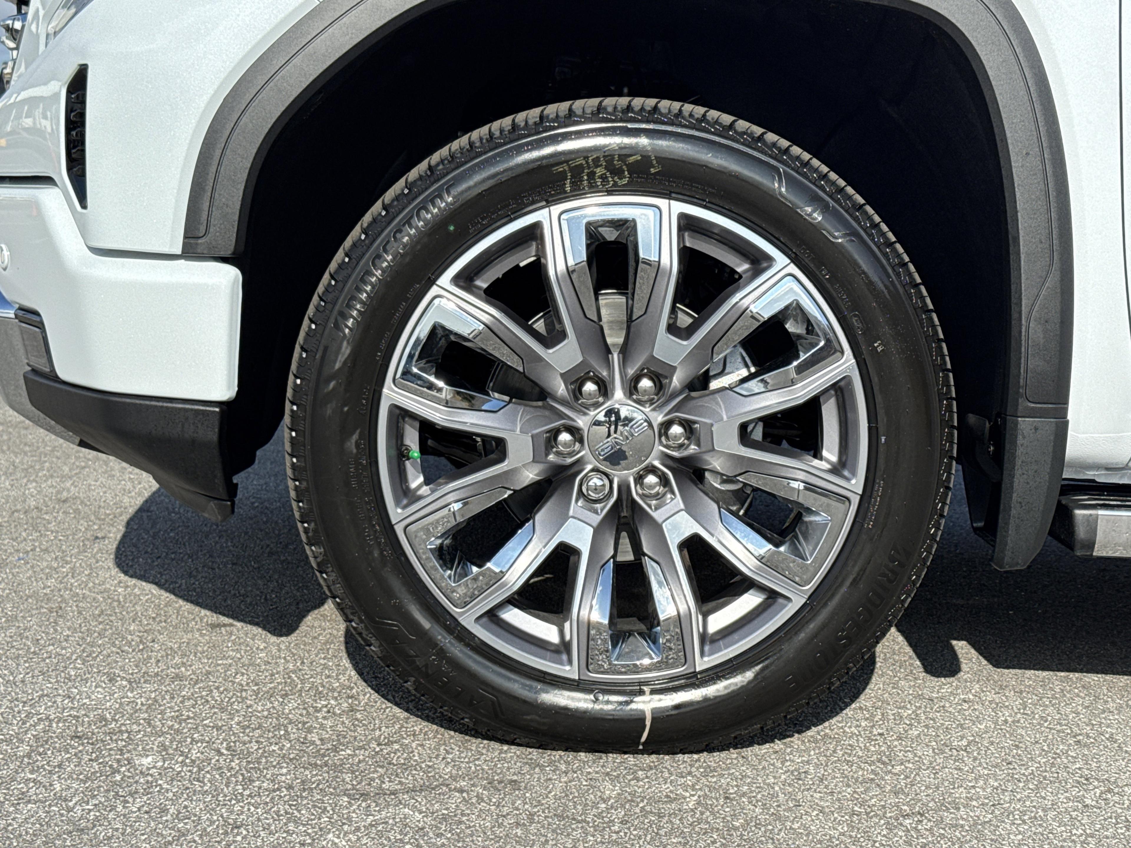 GMC Sierra 1500 Denali Four Wheel Drive Crew Cab - Thumbnail 12