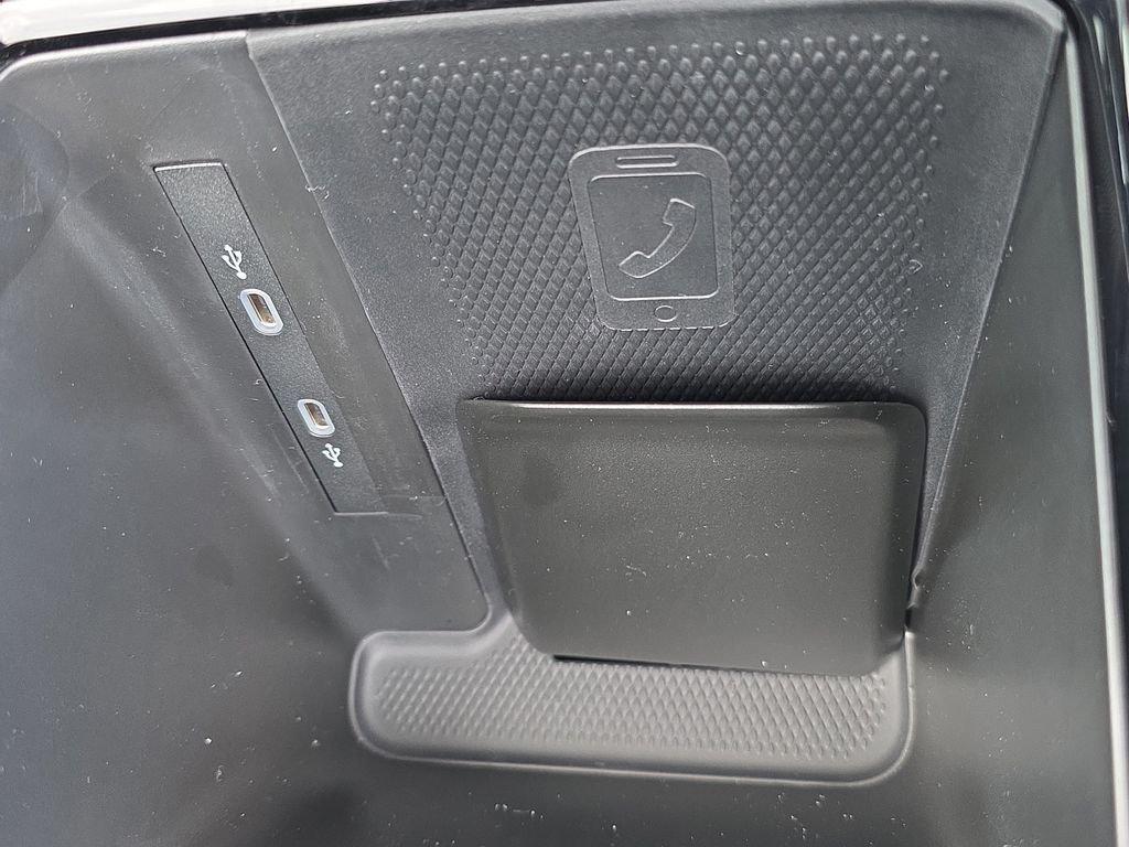 Volkswagen Id.4 Pro S Plus With Navigation & Awd - Thumbnail 15