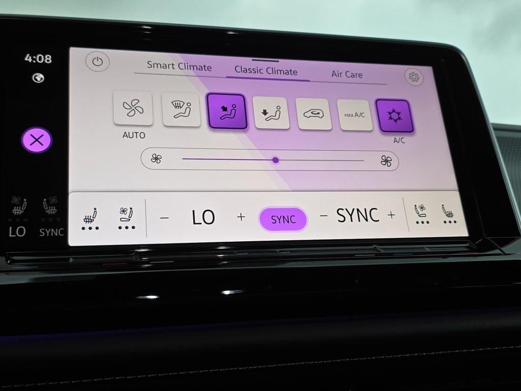 Volkswagen Atlas Cross Sport 2.0T Sel Premium R-Line With Navigation & Awd - Thumbnail 14