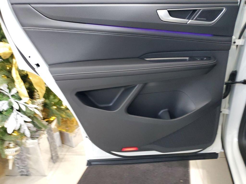 Volkswagen Atlas Cross Sport 2.0T Sel Premium R-Line With Navigation & Awd - Thumbnail 9