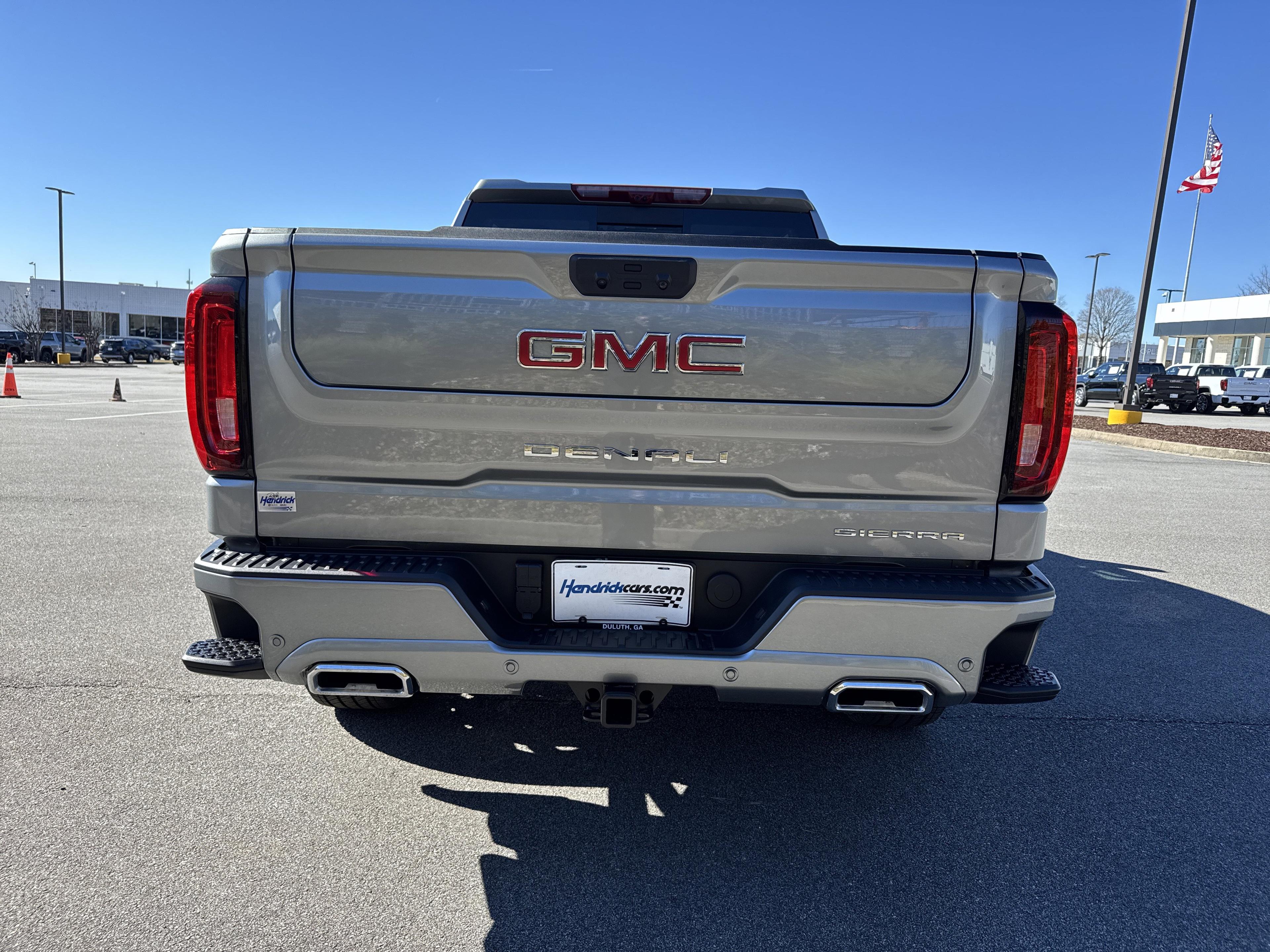 GMC Sierra 1500 Denali Four Wheel Drive Crew Cab - Thumbnail 8