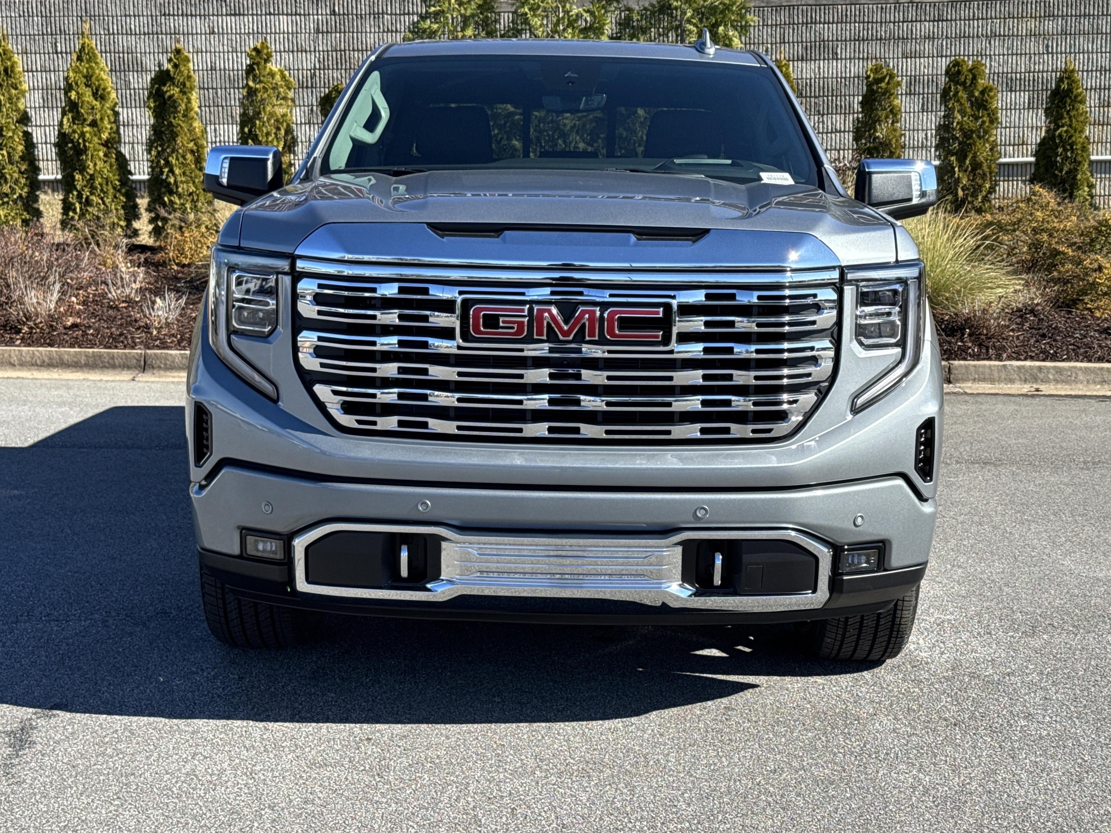 GMC Sierra 1500 Denali Four Wheel Drive Crew Cab - Thumbnail 2