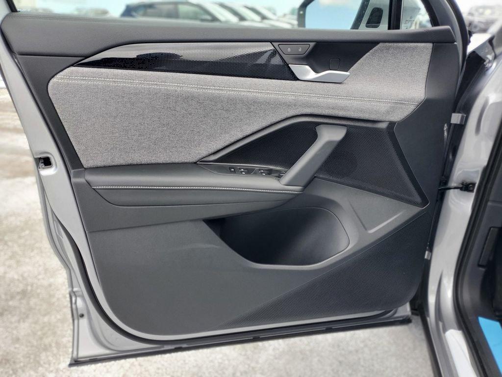 Volkswagen Tiguan 2.0T S - Thumbnail 10