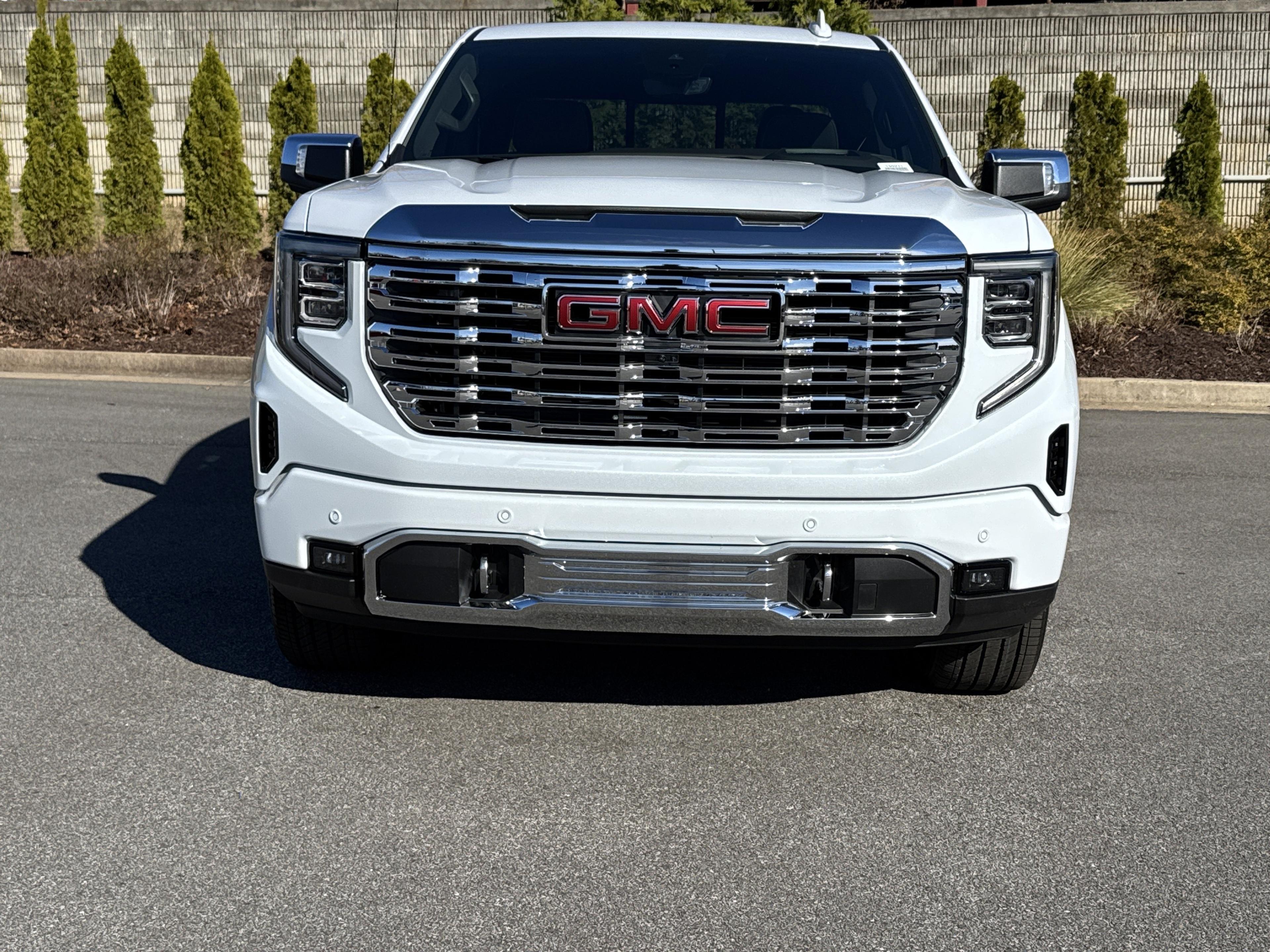 GMC Sierra 1500 Denali Four Wheel Drive Crew Cab - Thumbnail 2
