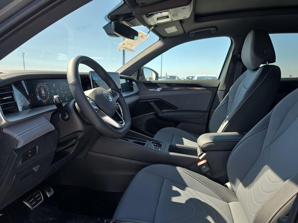 Volkswagen Tiguan 2.0T Se R-Line Black - Thumbnail 8