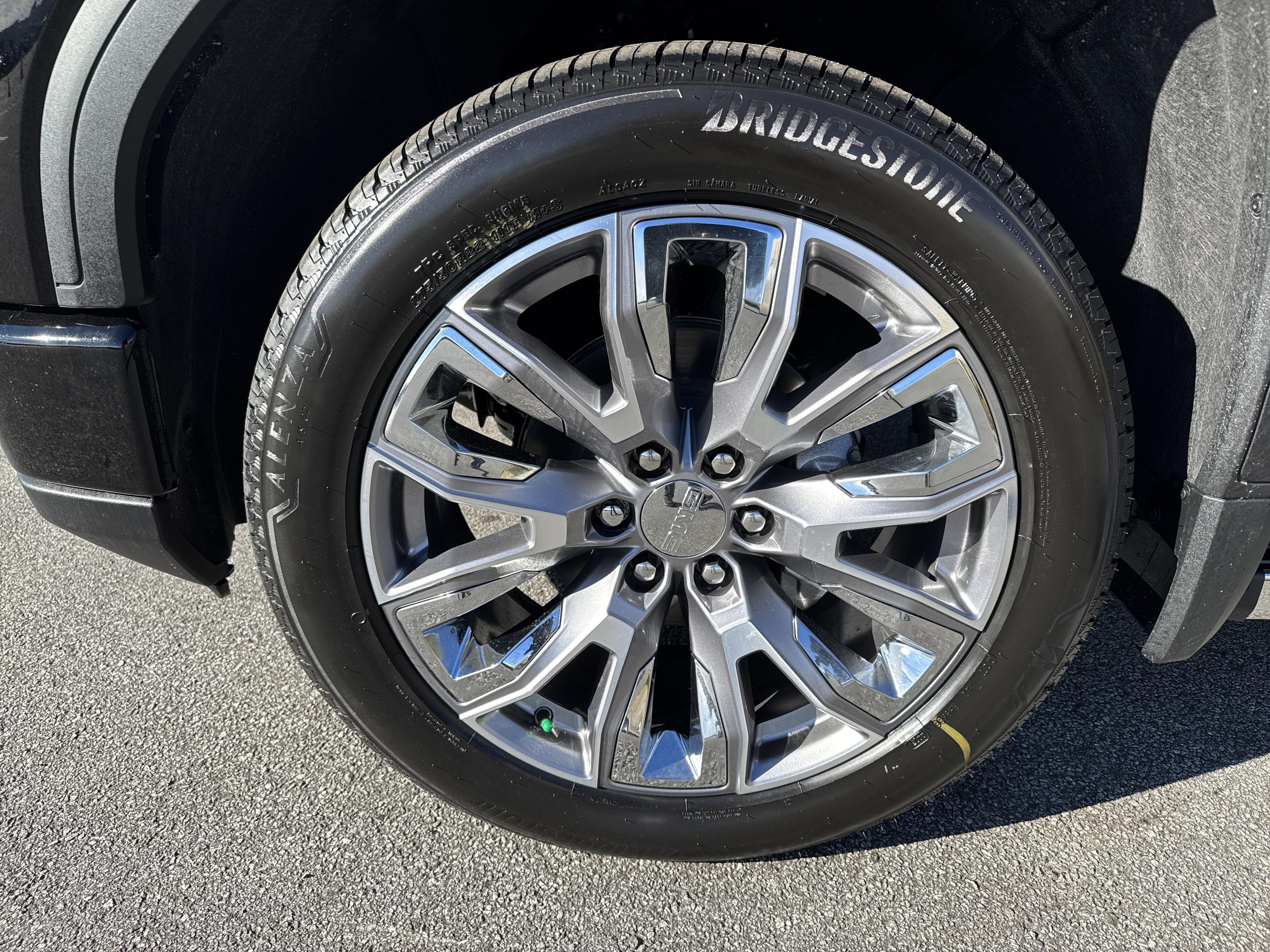 GMC Sierra 1500 Denali Four Wheel Drive Crew Cab - Thumbnail 12