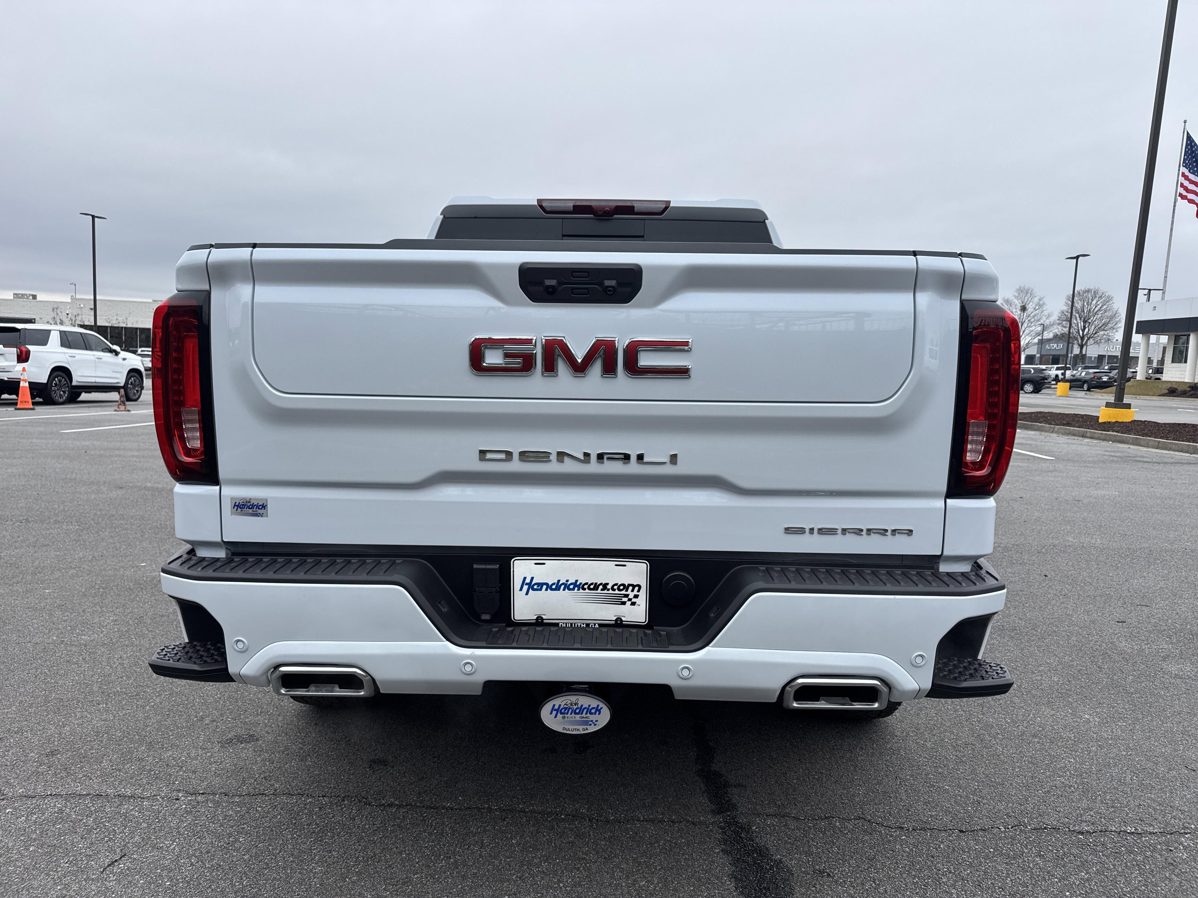 GMC Sierra 1500 Denali Four Wheel Drive Crew Cab - Thumbnail 8