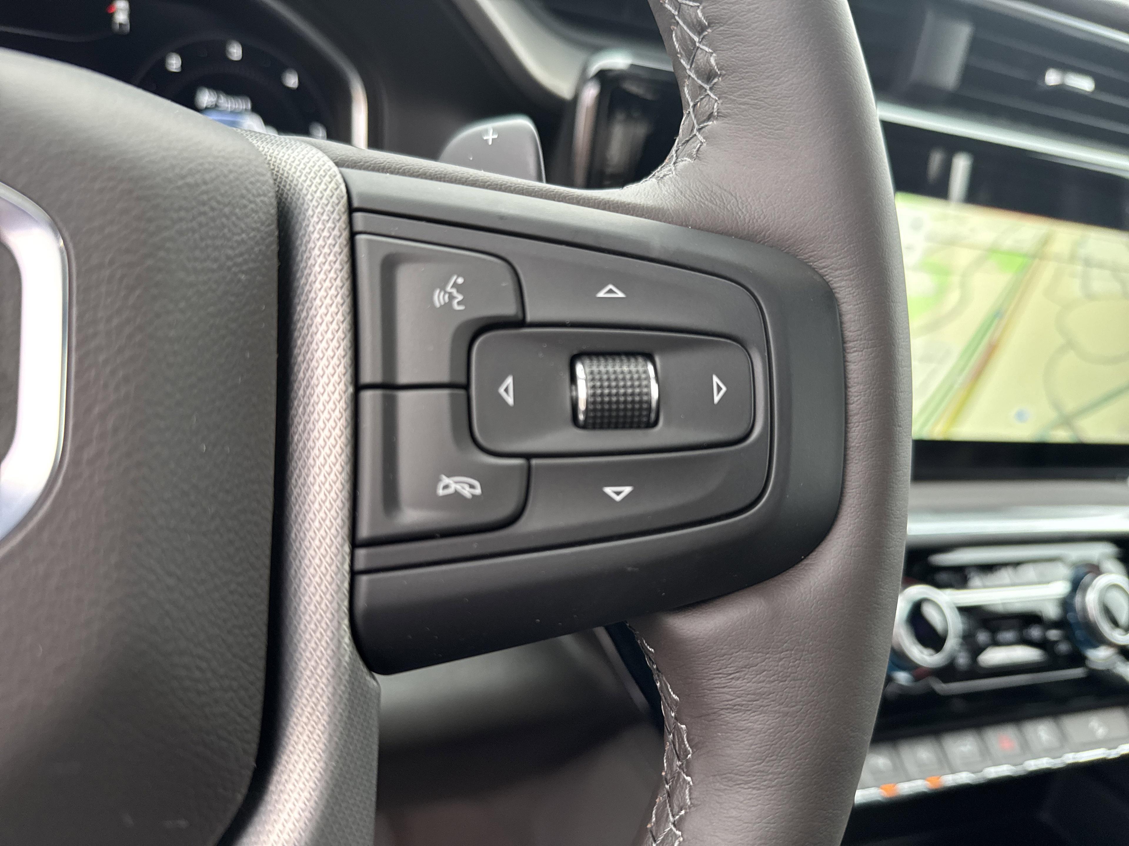 GMC Sierra 1500 Denali Four Wheel Drive Crew Cab - Thumbnail 19