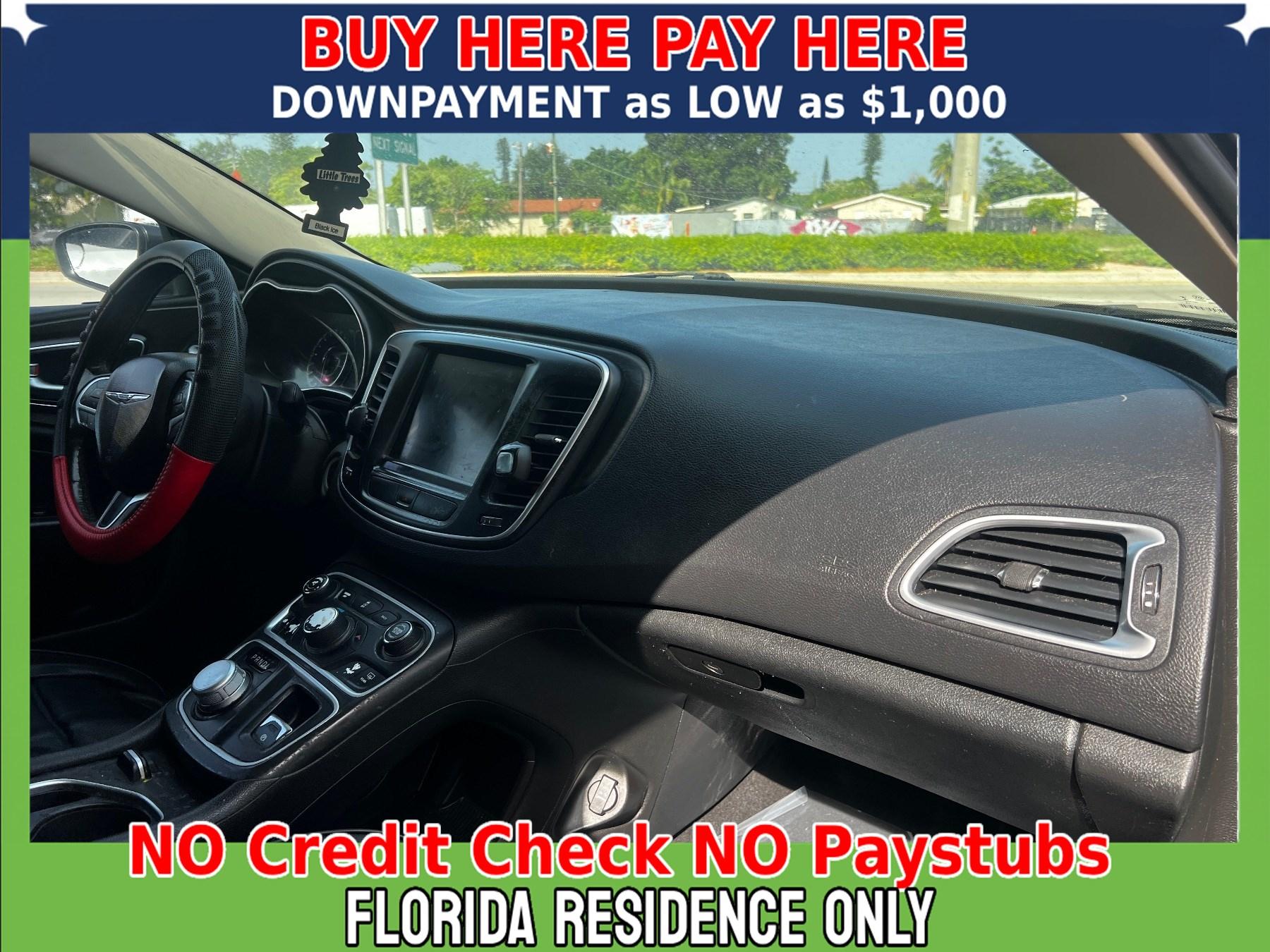 Chrysler 200 Limited - Thumbnail 6