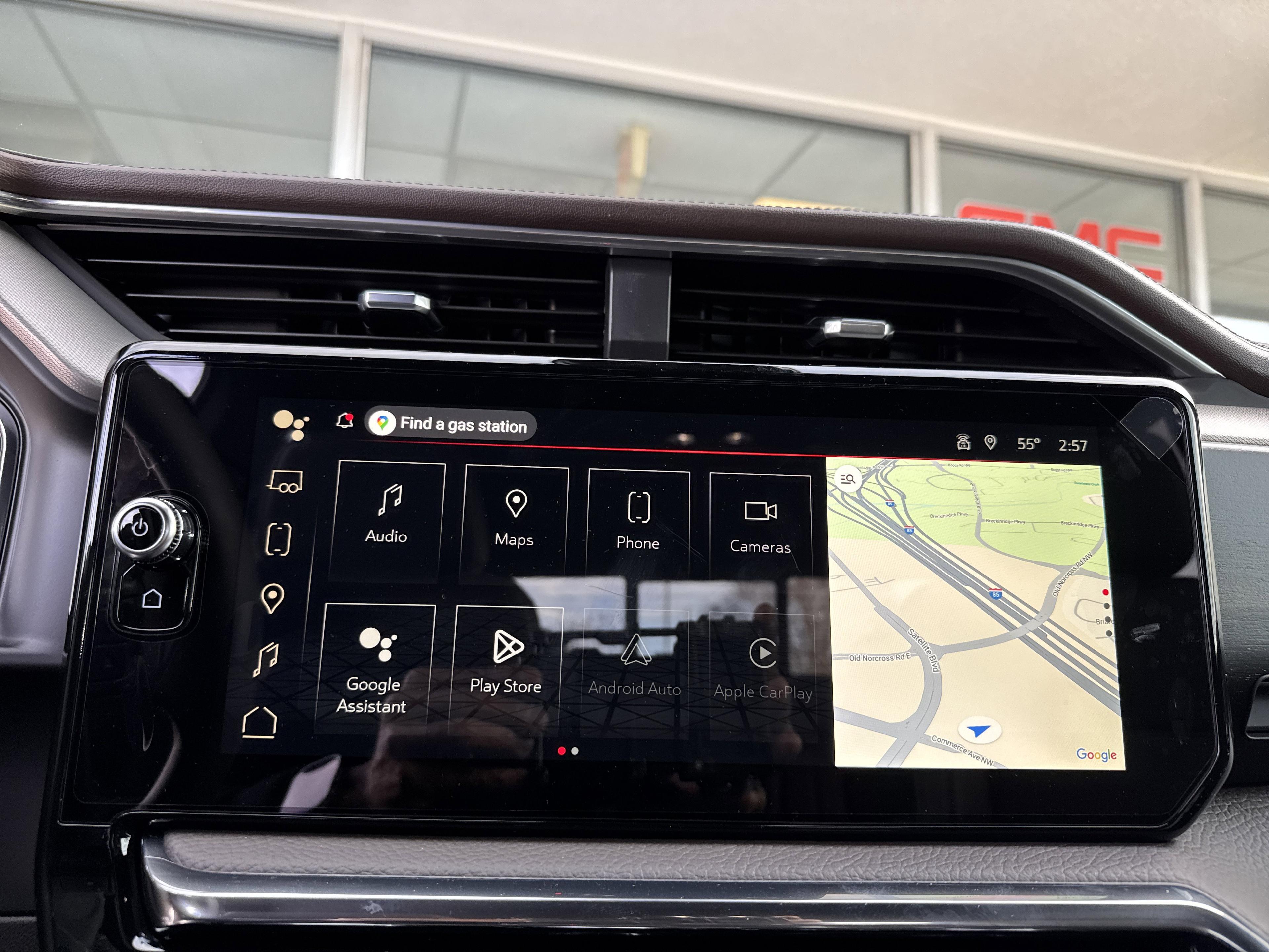 GMC Sierra 1500 Denali Four Wheel Drive Crew Cab - Thumbnail 20