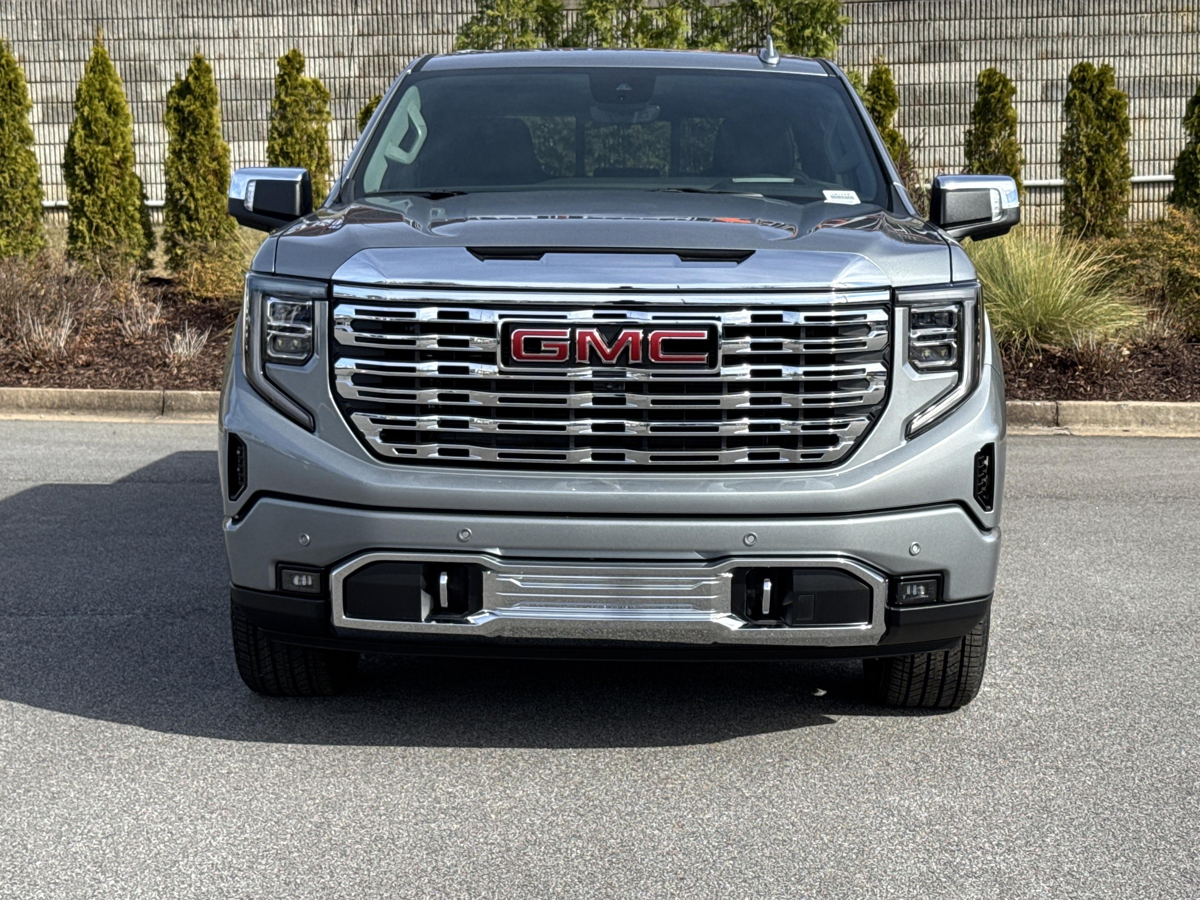 GMC Sierra 1500 Denali Four Wheel Drive Crew Cab - Thumbnail 2