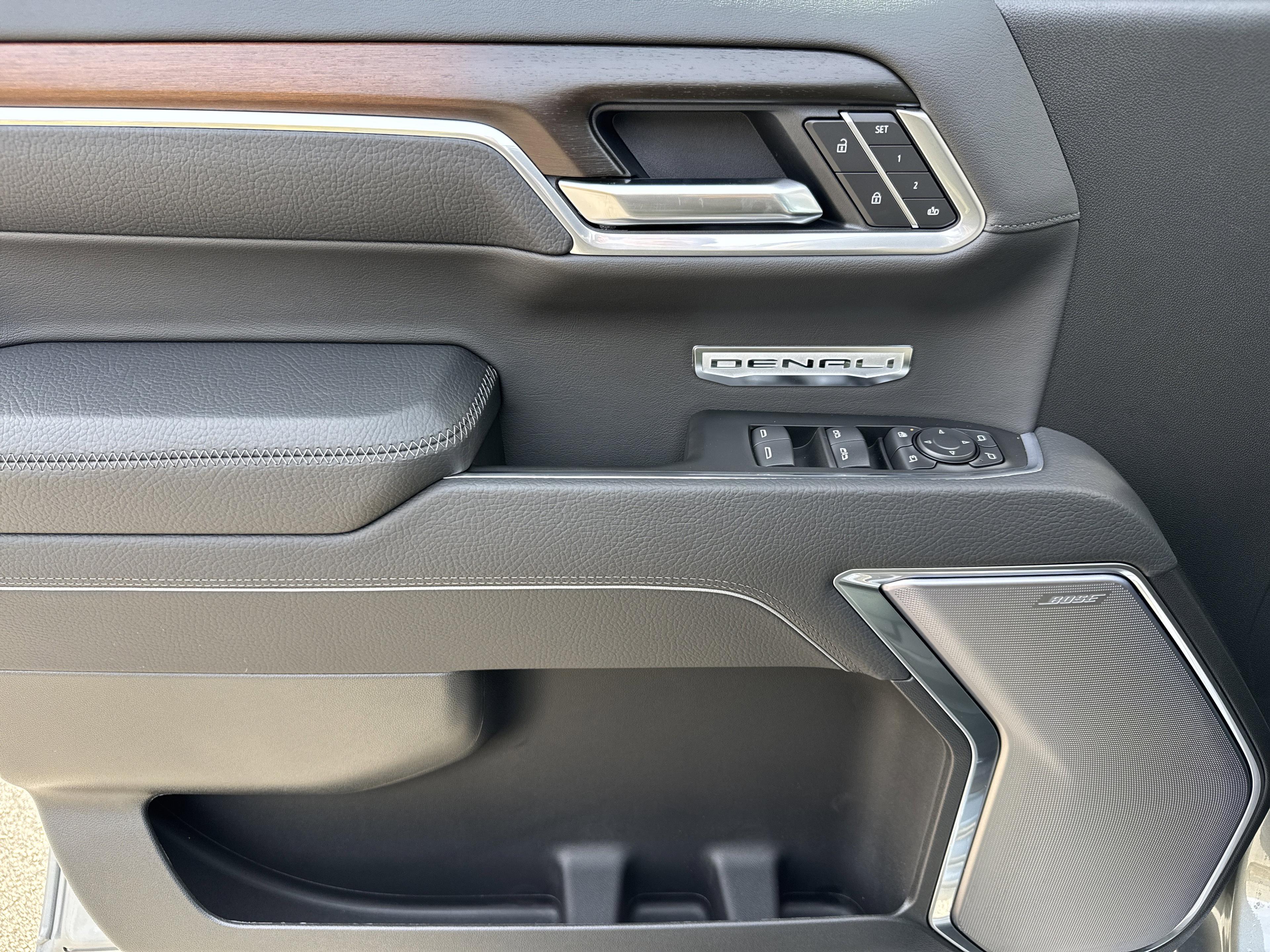 GMC Sierra 1500 Denali Four Wheel Drive Crew Cab - Thumbnail 13