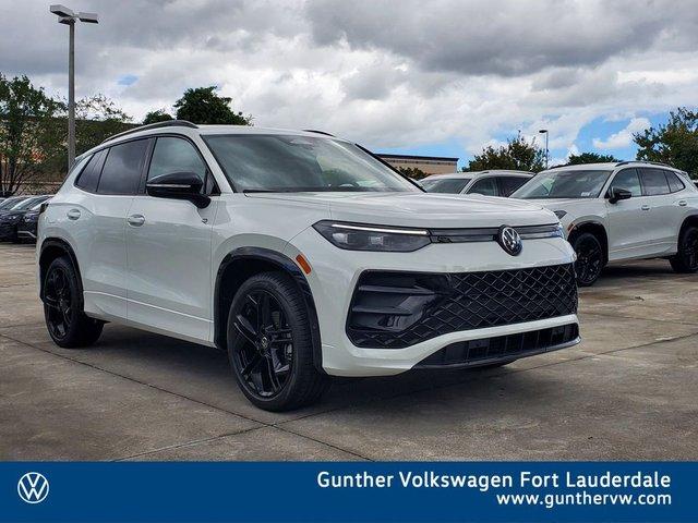 Volkswagen Tiguan 2.0T Se R-Line Black - View 1