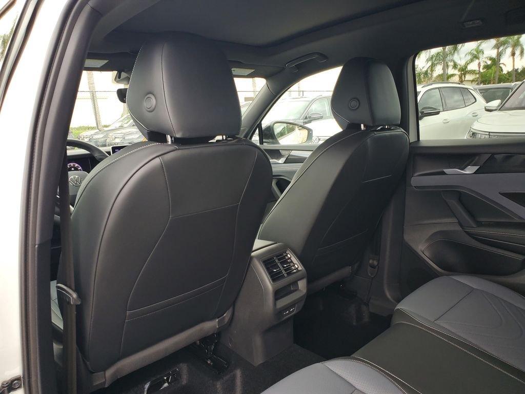 Volkswagen Tiguan 2.0T Se R-Line Black - Thumbnail 8