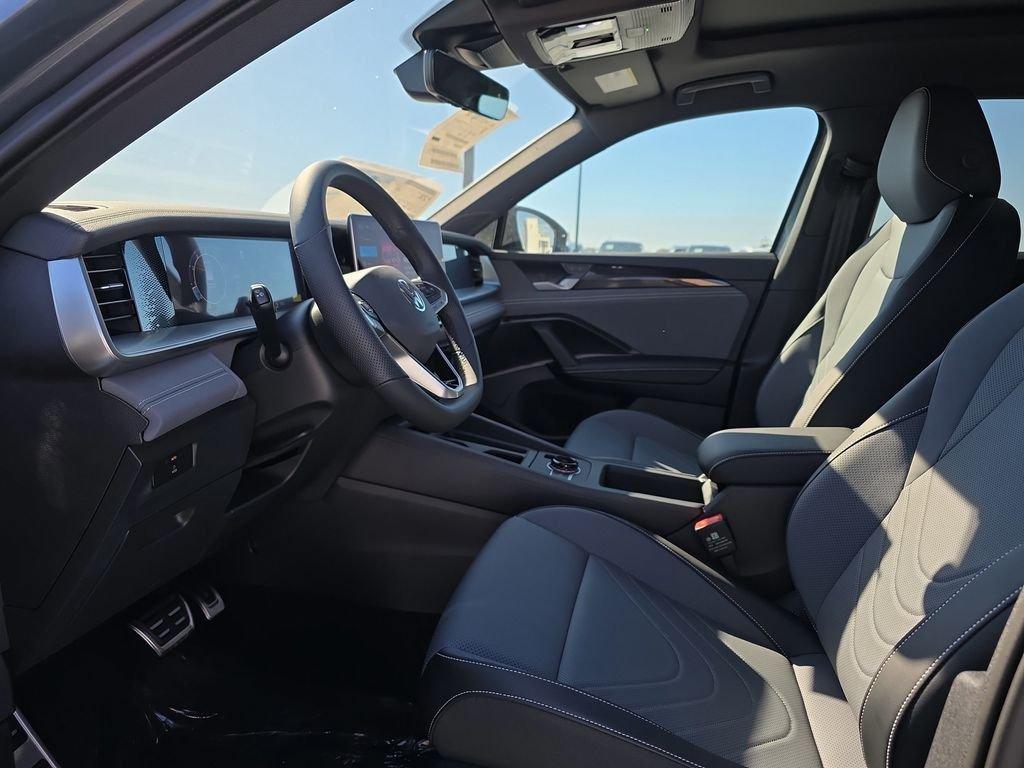 Volkswagen Tiguan 2.0T Se R-Line Black - Thumbnail 8